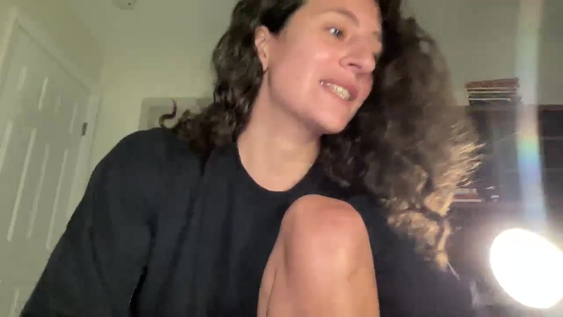 Gallery image thumbnail from Annareylee's myfreecams stream on, 11/30/2023, 21:14 image 6 of 20