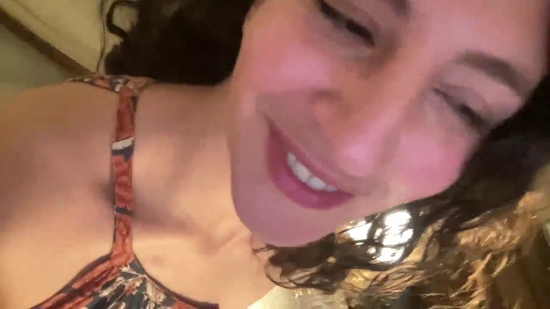 Gallery image thumbnail from Annareylee's myfreecams stream on, 01/22/2024, 04:42 image 13 of 20