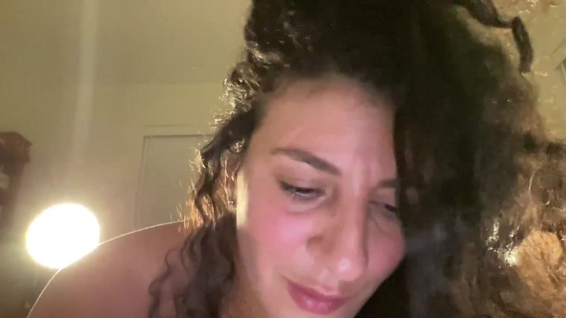 Gallery image thumbnail from Annareylee's myfreecams stream on, 10/08/2024, 05:56 image 15 of 20