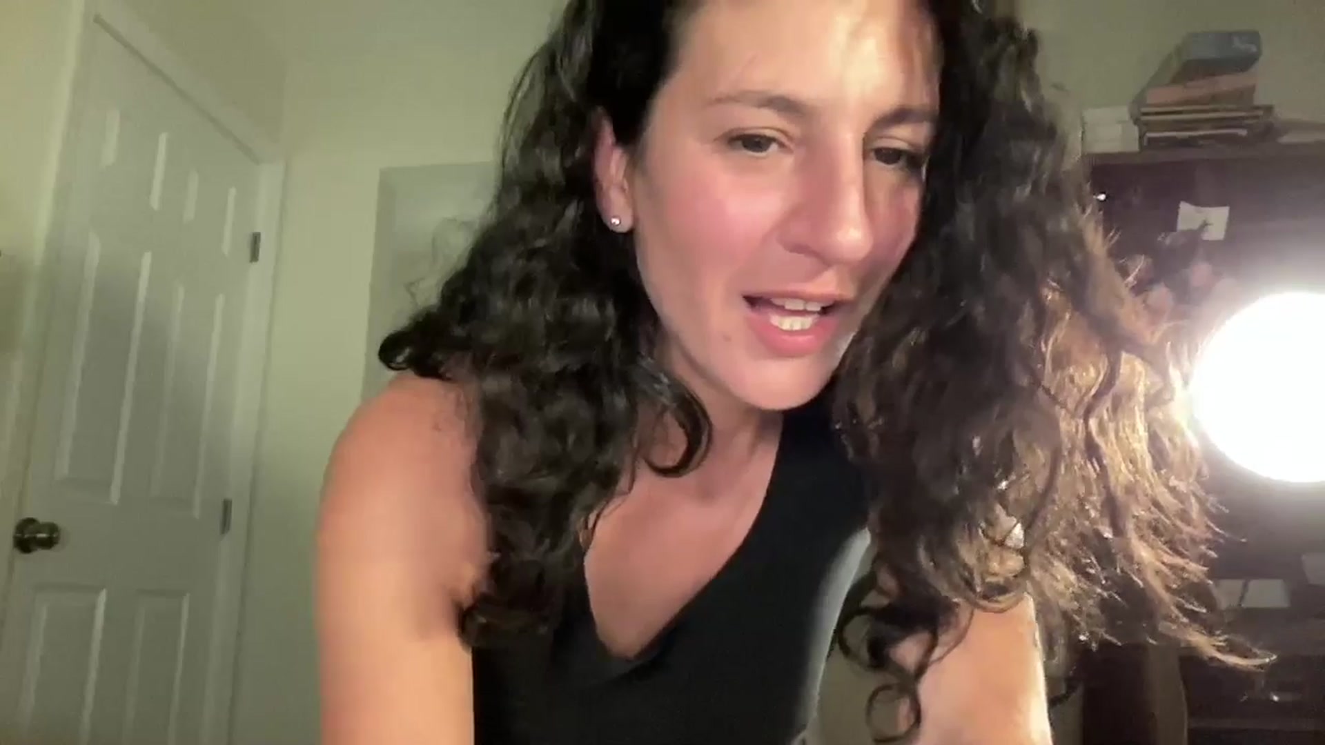 Gallery image thumbnail from Annareylee's myfreecams stream on, 10/17/2024, 04:59 image 14 of 20
