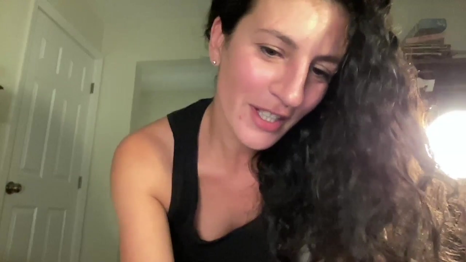 Gallery image thumbnail from Annareylee's myfreecams stream on, 10/17/2024, 04:59 image 16 of 20