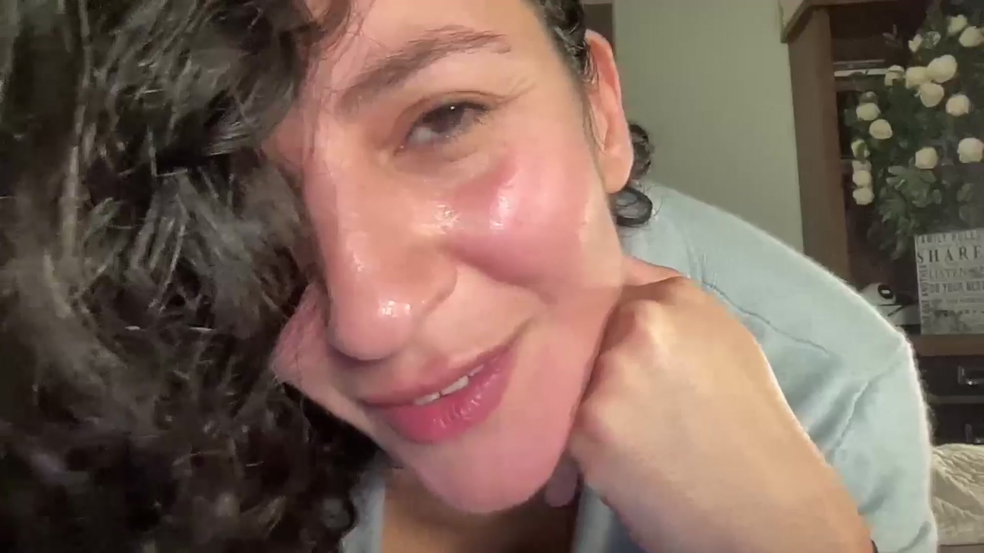 Gallery image thumbnail from Annareylee's myfreecams stream on, 01/29/2025, 20:02 image 17 of 20