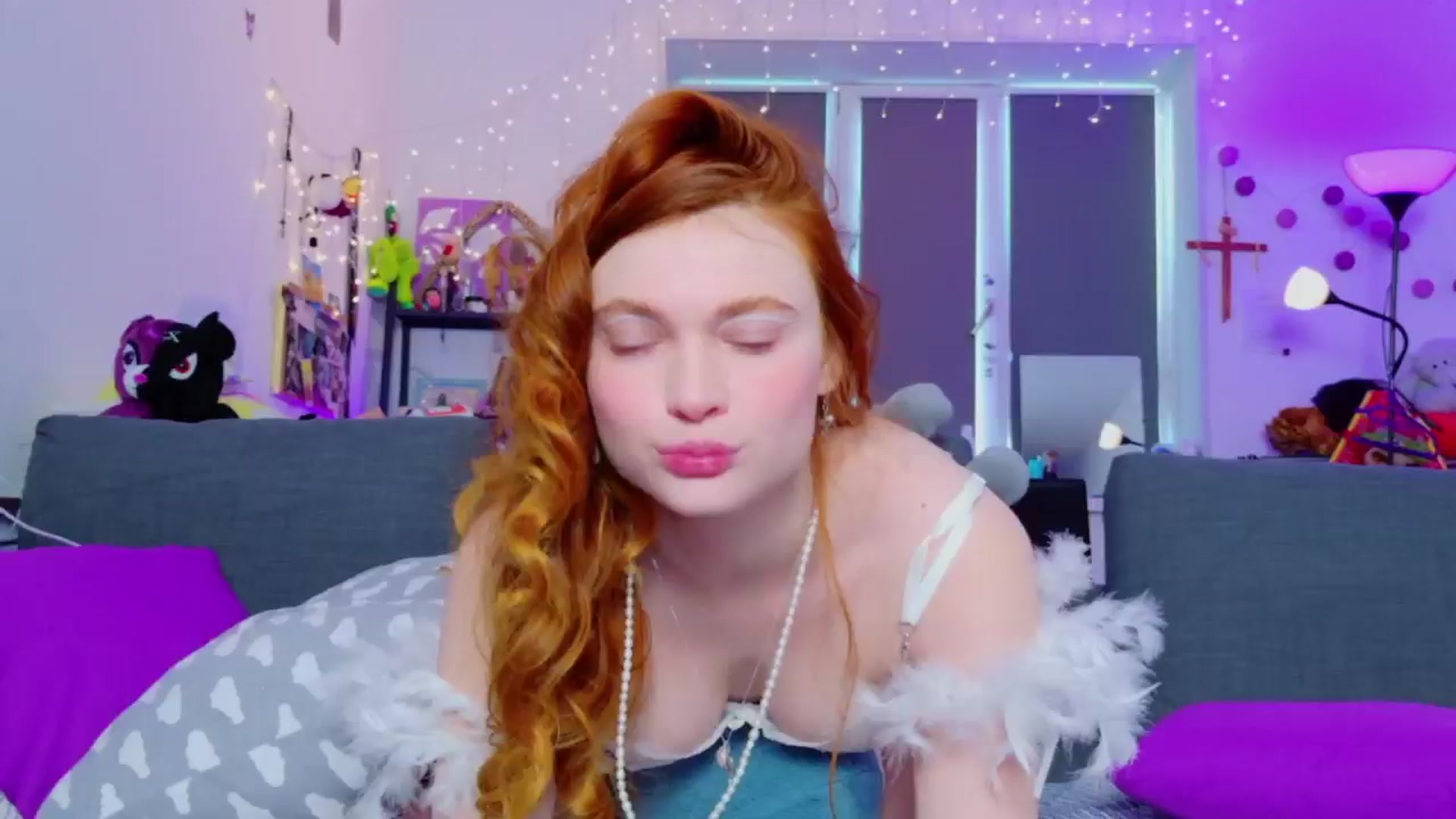 Gallery image thumbnail from Annaroxann's myfreecams stream on, 04/08/2026, 09:23 image 1 of 20