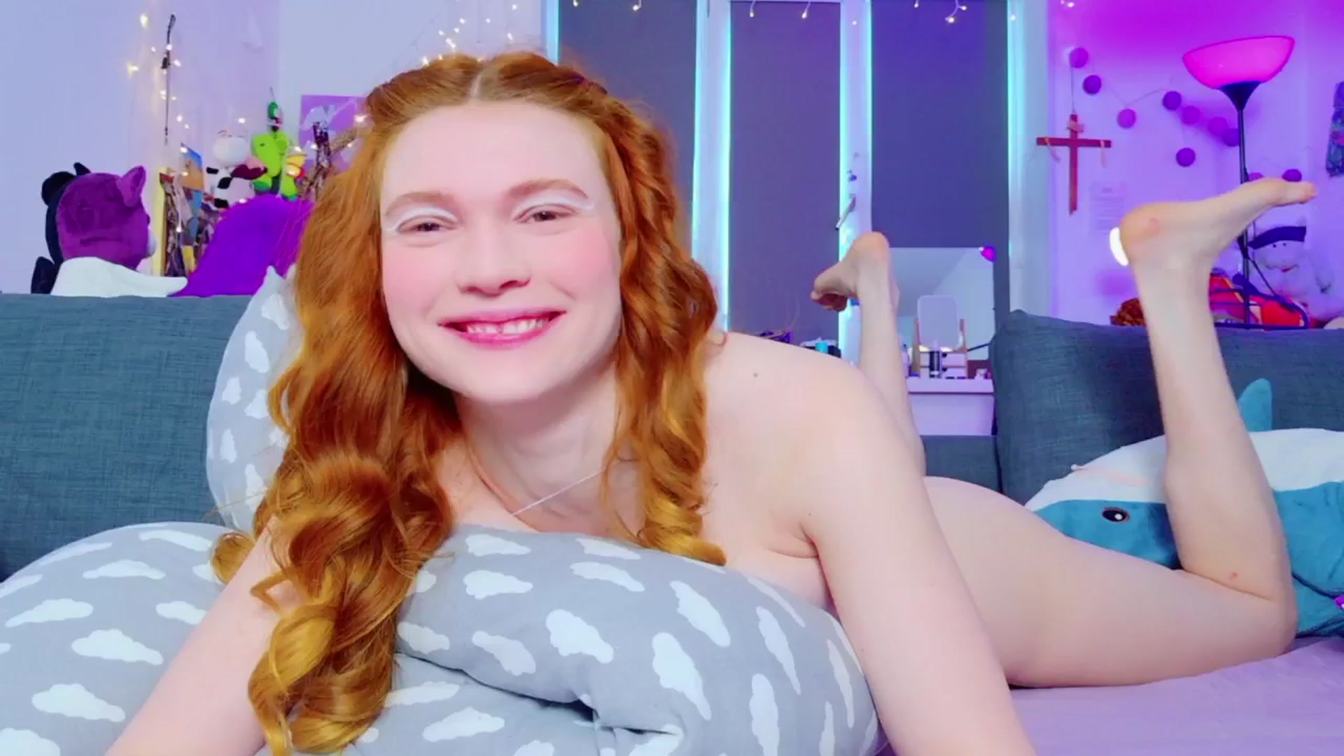 Gallery image thumbnail from Annaroxann's myfreecams stream on, 04/24/2026, 10:04 image 5 of 20