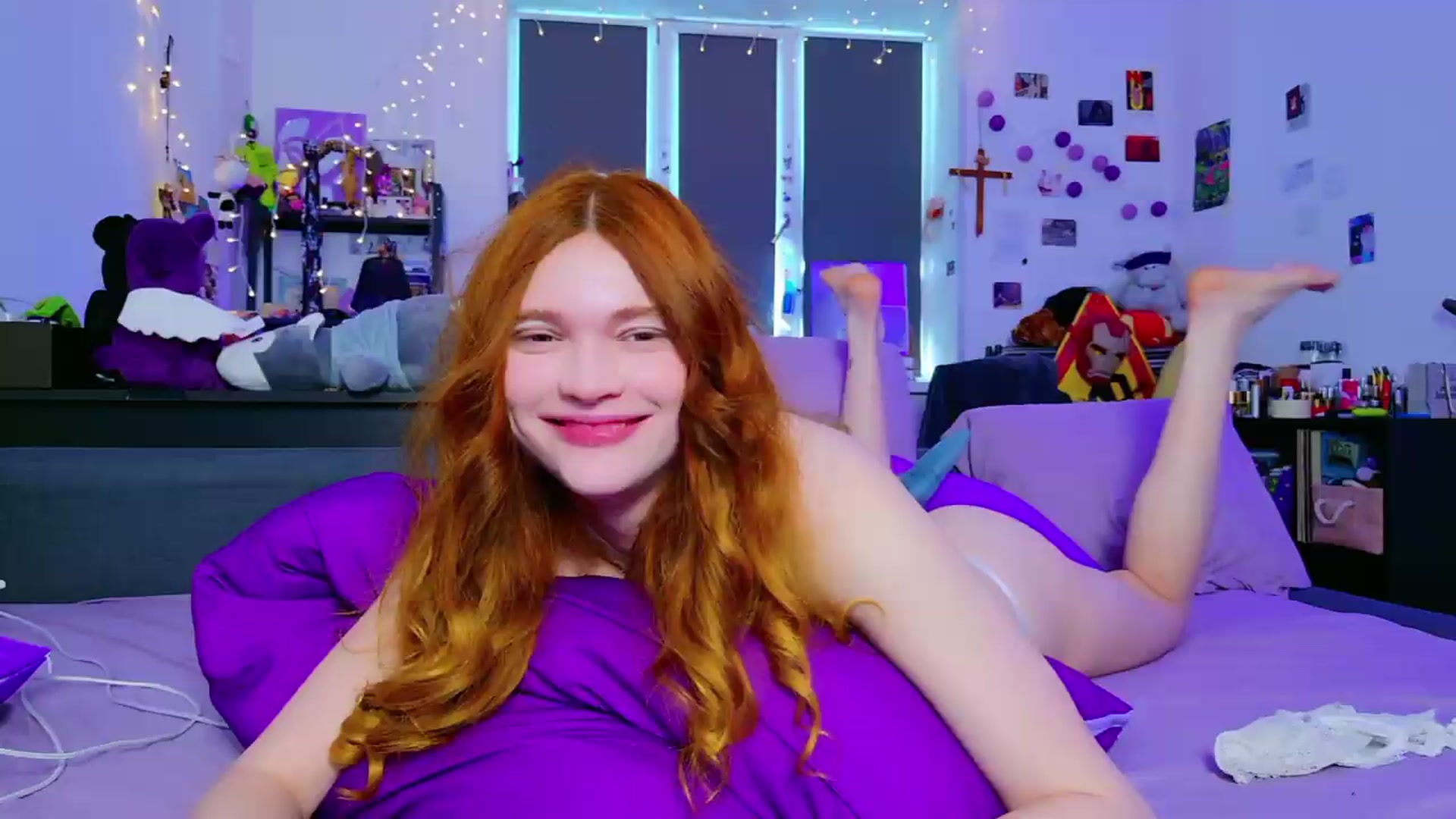 Gallery image thumbnail from Annaroxann's myfreecams stream on, 05/06/2026, 10:01 image 5 of 20