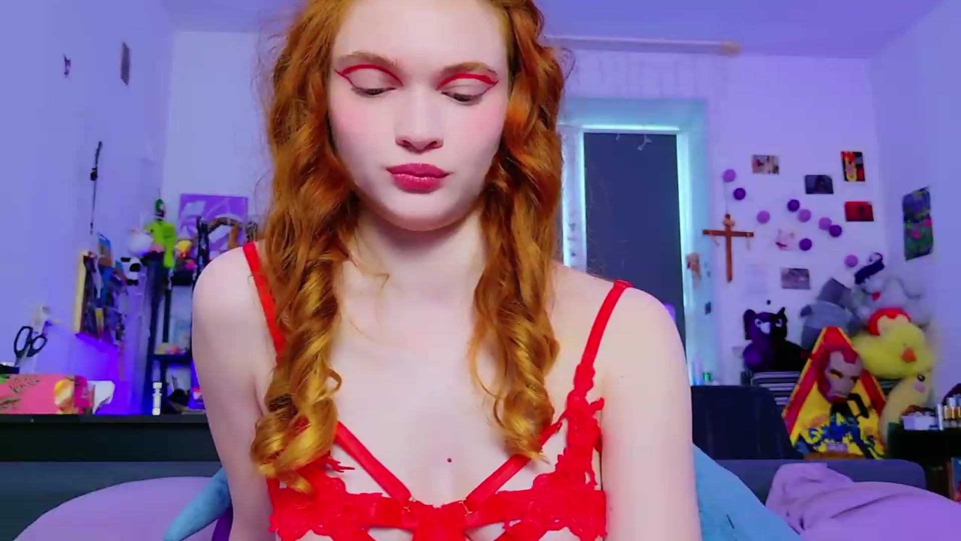 Gallery image thumbnail from Annaroxann's myfreecams stream on, 05/07/2026, 10:04 image 19 of 20