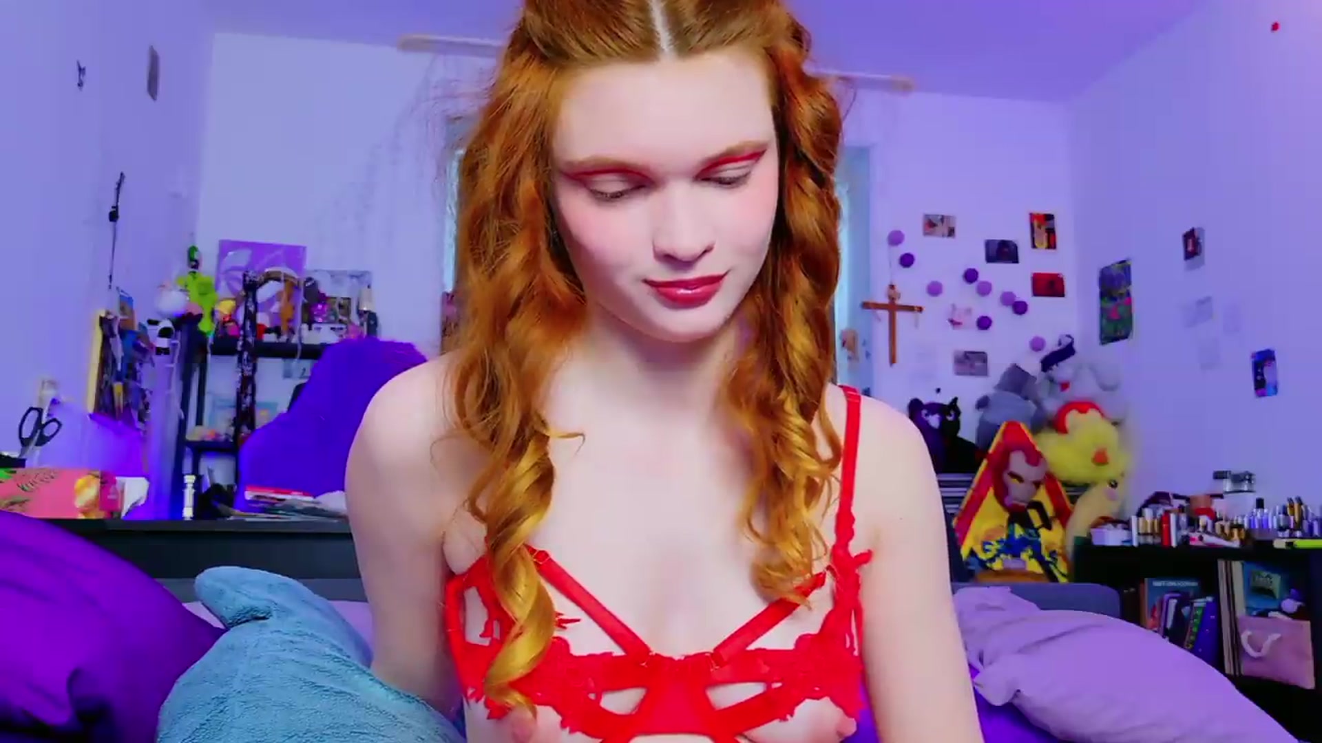 Gallery image thumbnail from Annaroxann's myfreecams stream on, 05/07/2026, 10:04 image 13 of 20