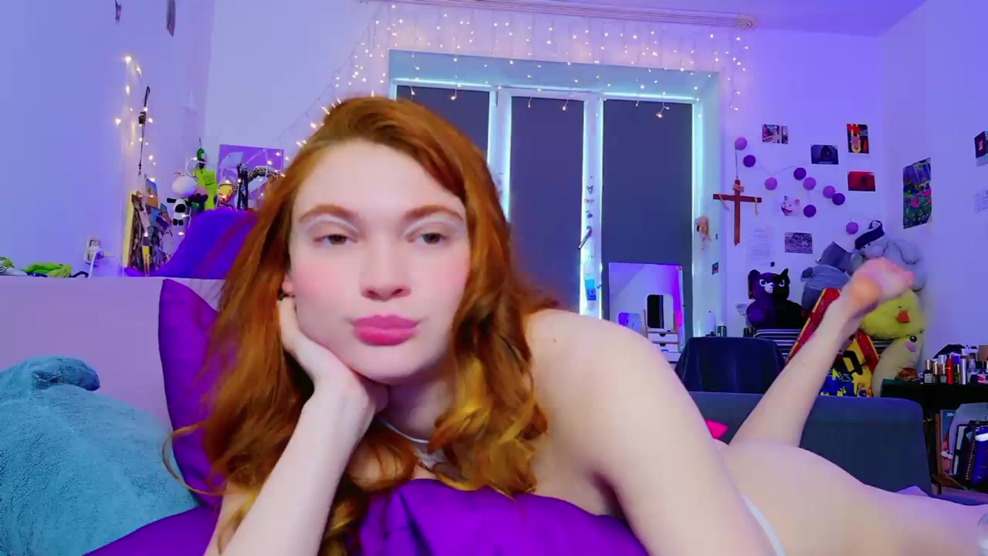 Gallery image thumbnail from Annaroxann's myfreecams stream on, 05/11/2026, 08:55 image 18 of 20