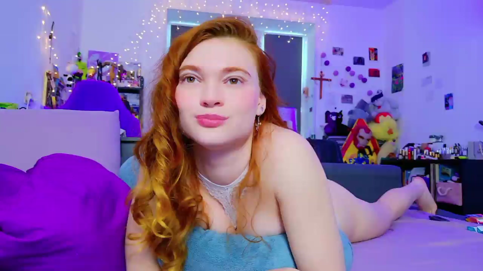 Gallery image thumbnail from Annaroxann's myfreecams stream on, 05/11/2026, 08:55 image 4 of 20