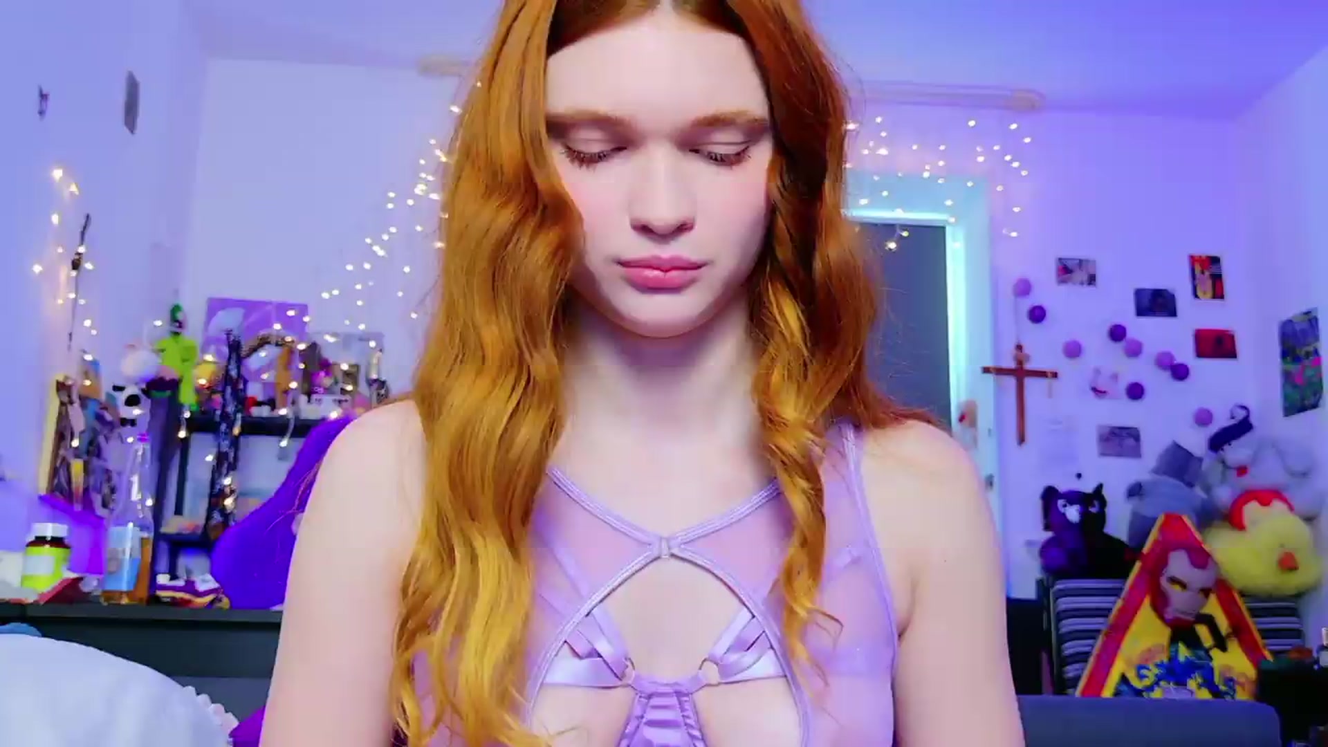 Gallery image thumbnail from Annaroxann's myfreecams stream on, 05/13/2026, 10:03 image 1 of 20