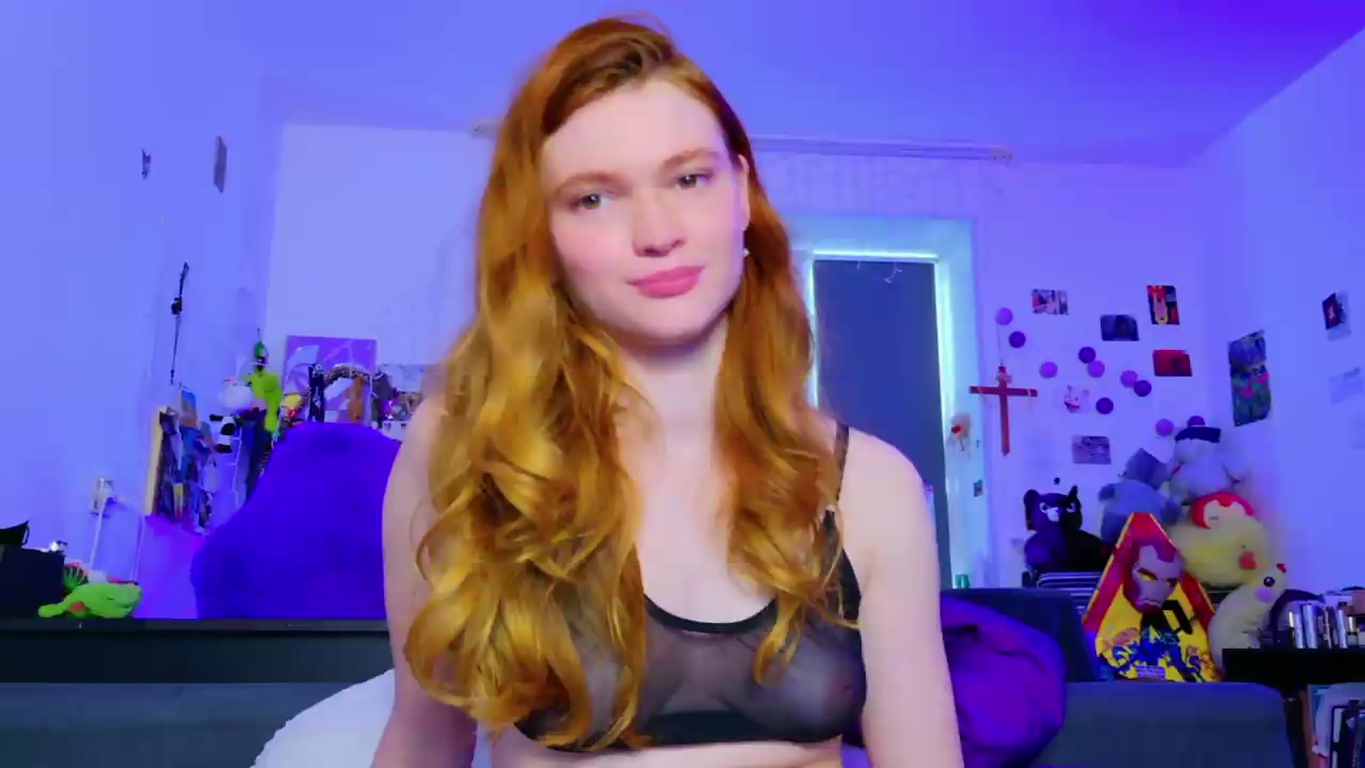 Gallery image thumbnail from Annaroxann's myfreecams stream on, 05/27/2026, 10:20 image 6 of 20