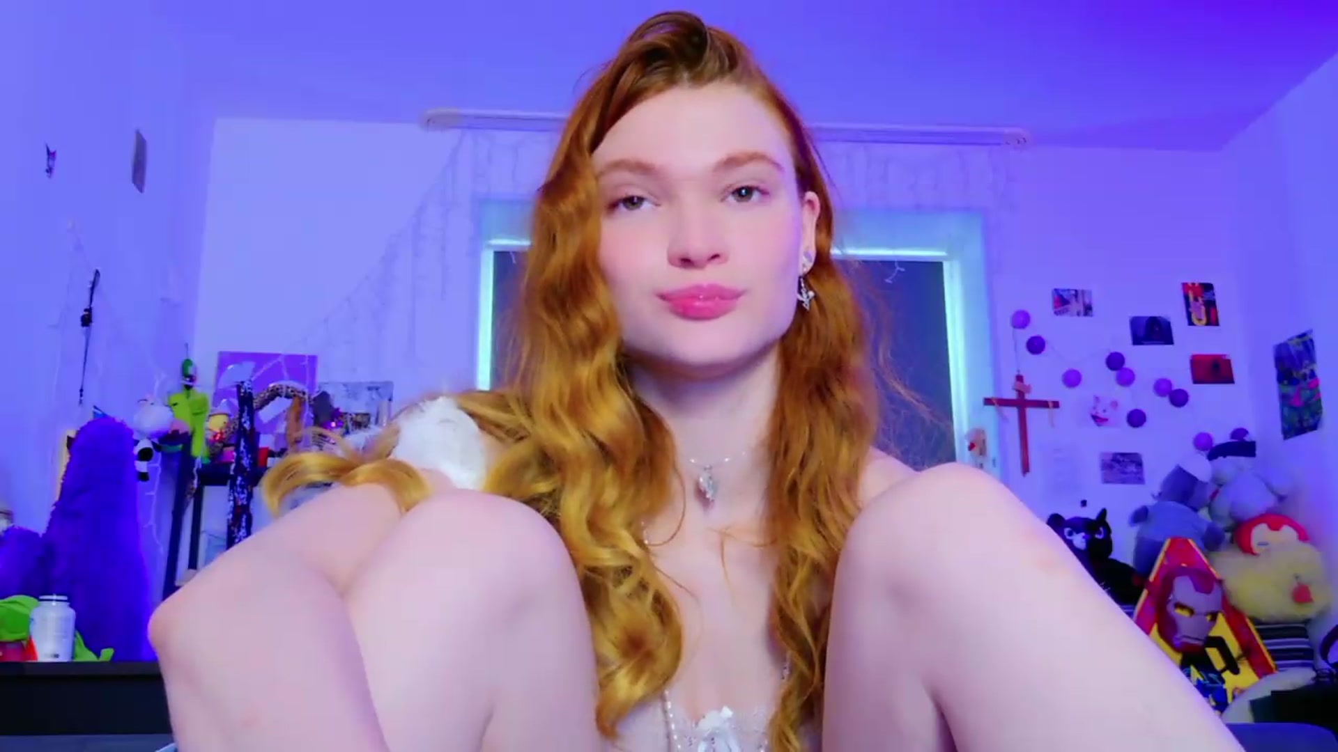 Gallery image thumbnail from Annaroxann's myfreecams stream on, 05/28/2026, 10:46 image 3 of 20