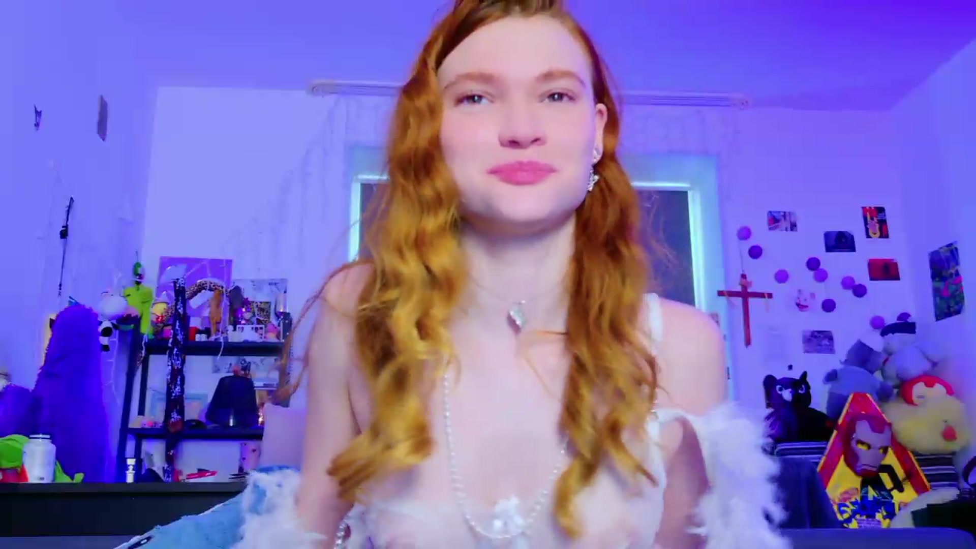 Gallery image thumbnail from Annaroxann's myfreecams stream on, 05/28/2026, 10:46 image 2 of 20