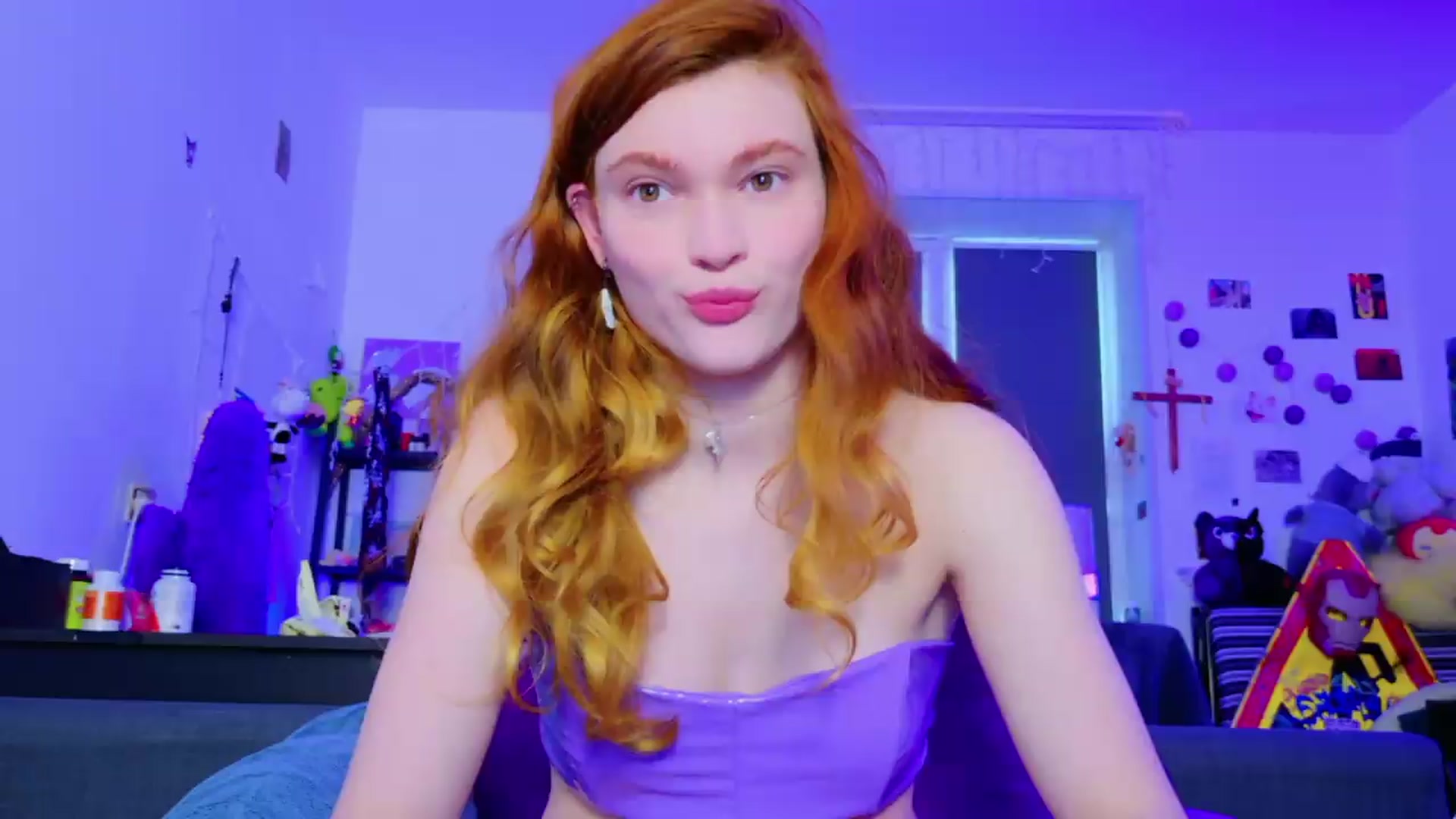 Gallery image thumbnail from Annaroxann's myfreecams stream on, 05/29/2026, 09:55 image 5 of 20
