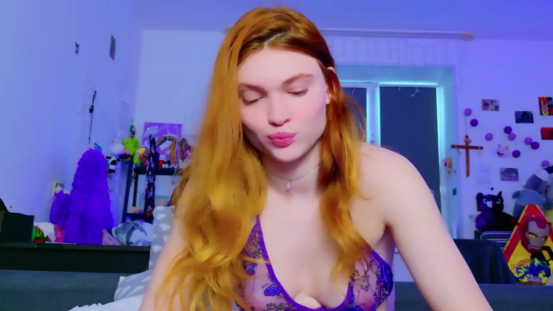 Gallery image thumbnail from Annaroxann's myfreecams stream on, 06/03/2026, 09:12 image 16 of 20