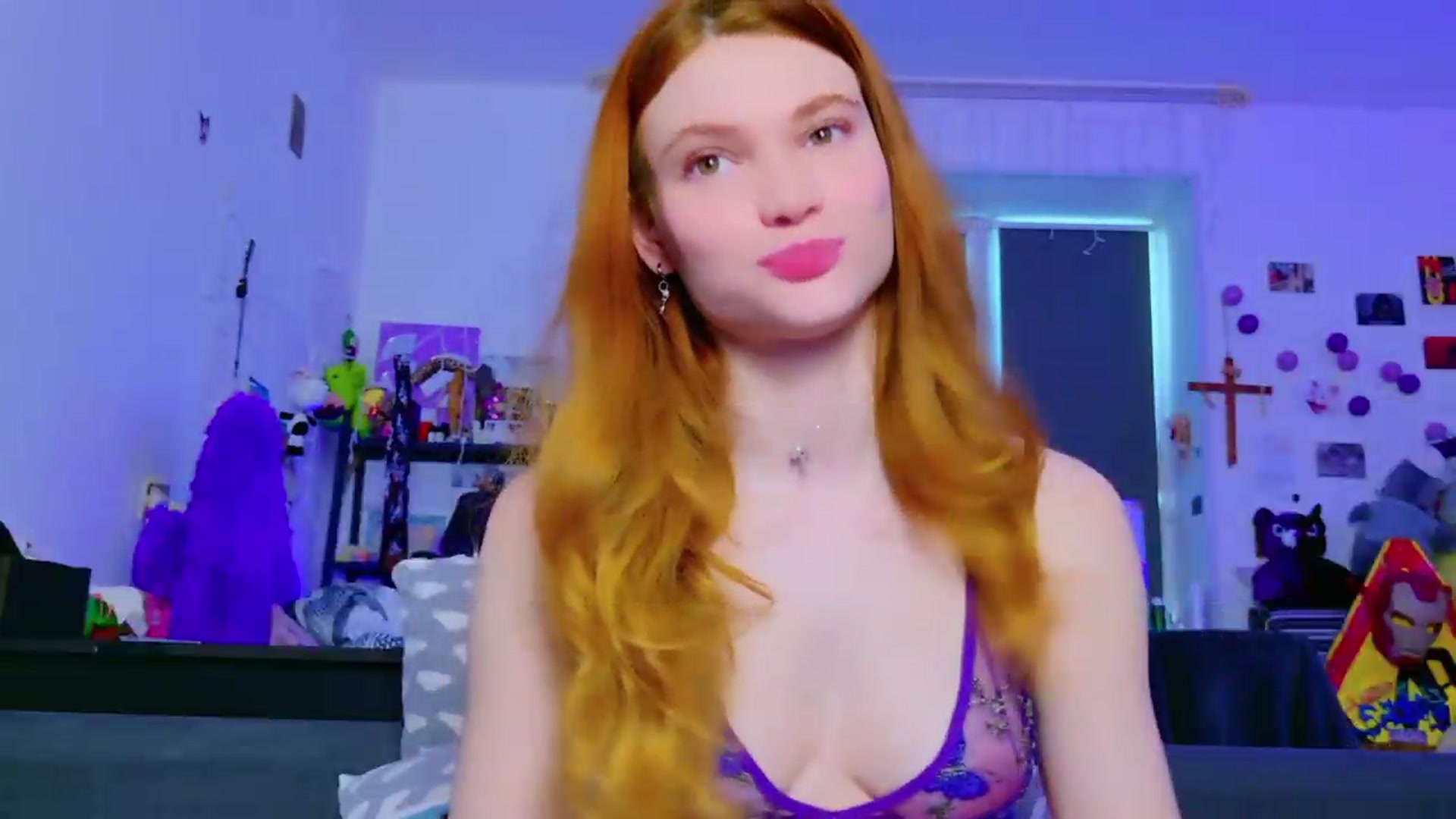 Gallery image thumbnail from Annaroxann's myfreecams stream on, 06/03/2026, 09:12 image 5 of 20