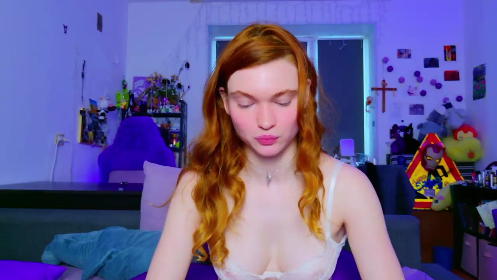 Gallery image thumbnail from Annaroxann's myfreecams stream on, 07/06/2026, 09:07 image 8 of 20