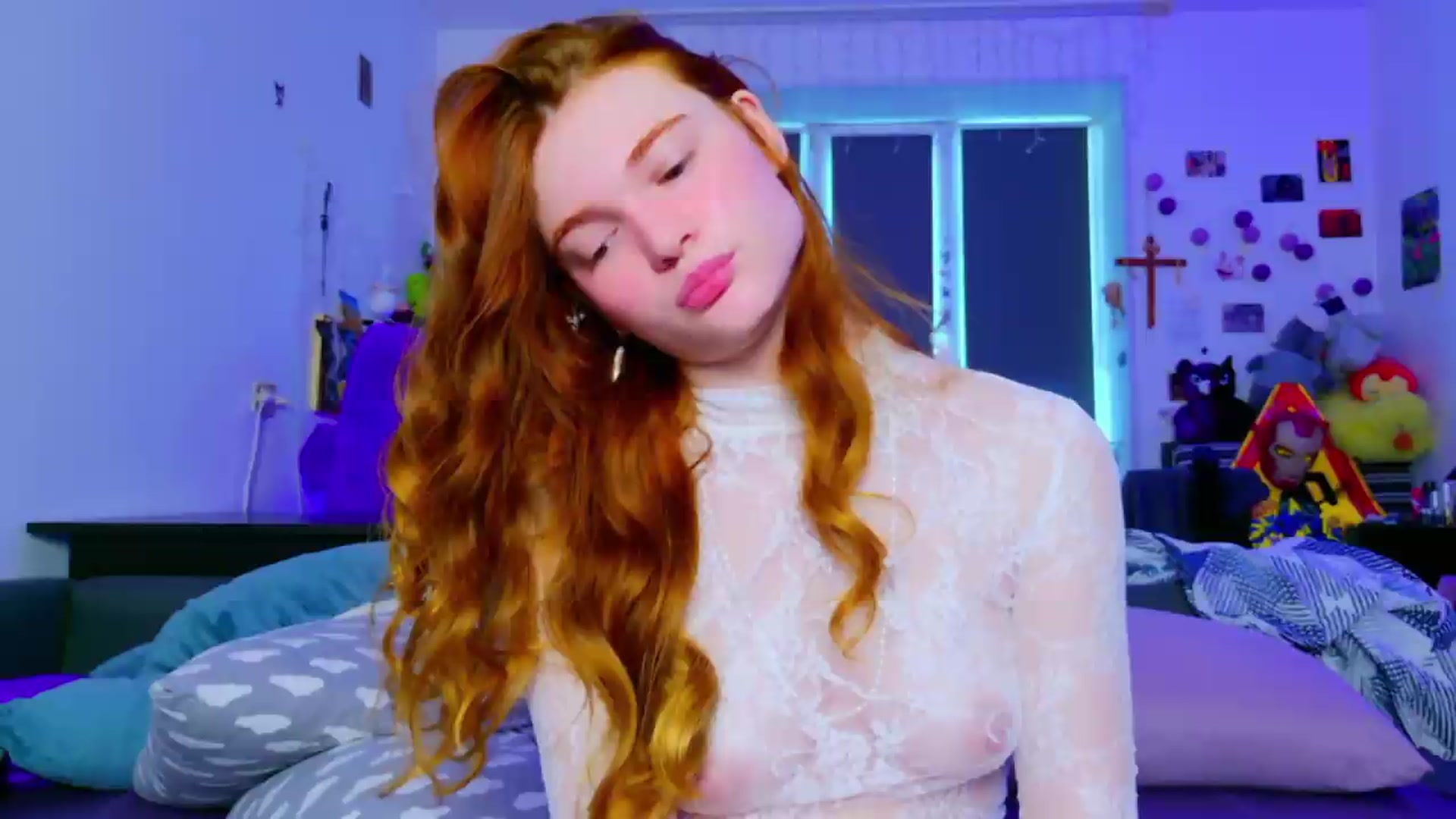 Gallery image thumbnail from Annaroxann's myfreecams stream on, 07/11/2026, 09:44 image 2 of 20