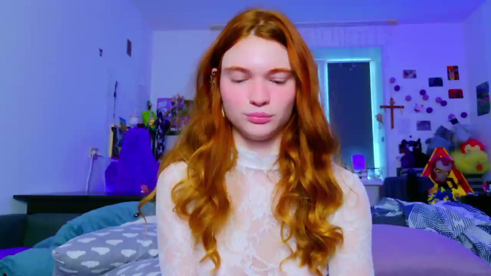 Gallery image thumbnail from Annaroxann's myfreecams stream on, 07/11/2026, 09:44 image 9 of 20