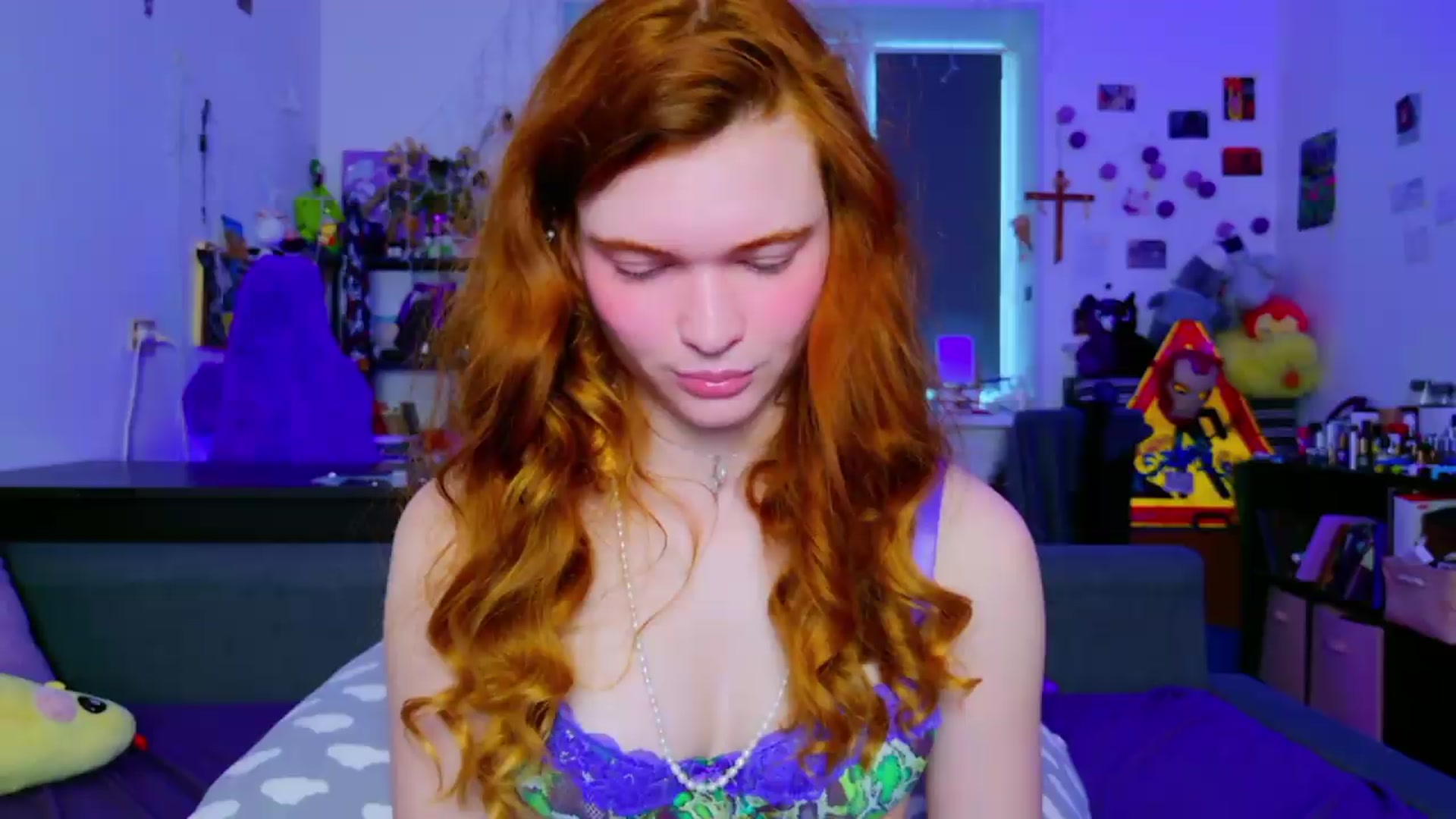 Gallery image thumbnail from Annaroxann's myfreecams stream on, 07/13/2026, 08:02 image 10 of 20