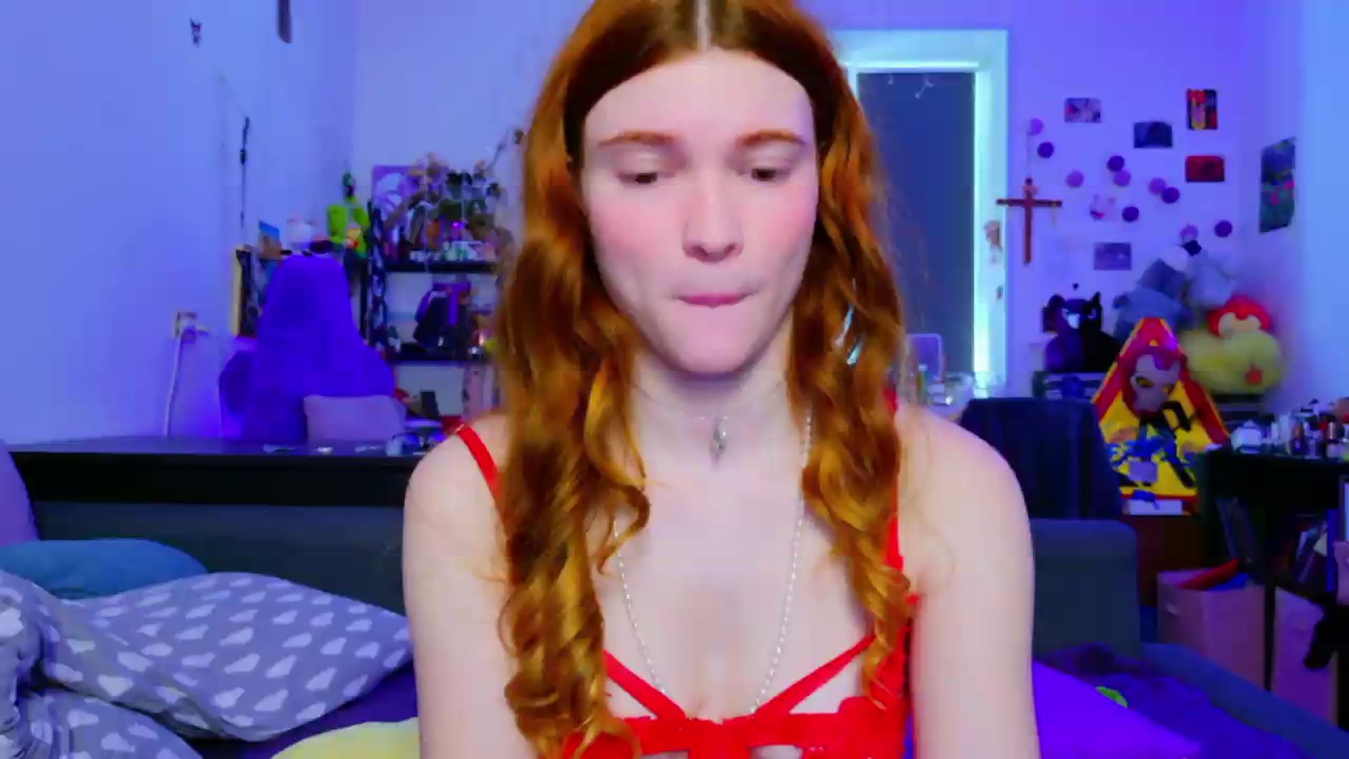 Gallery image thumbnail from Annaroxann's myfreecams stream on, 07/17/2026, 10:32 image 3 of 20