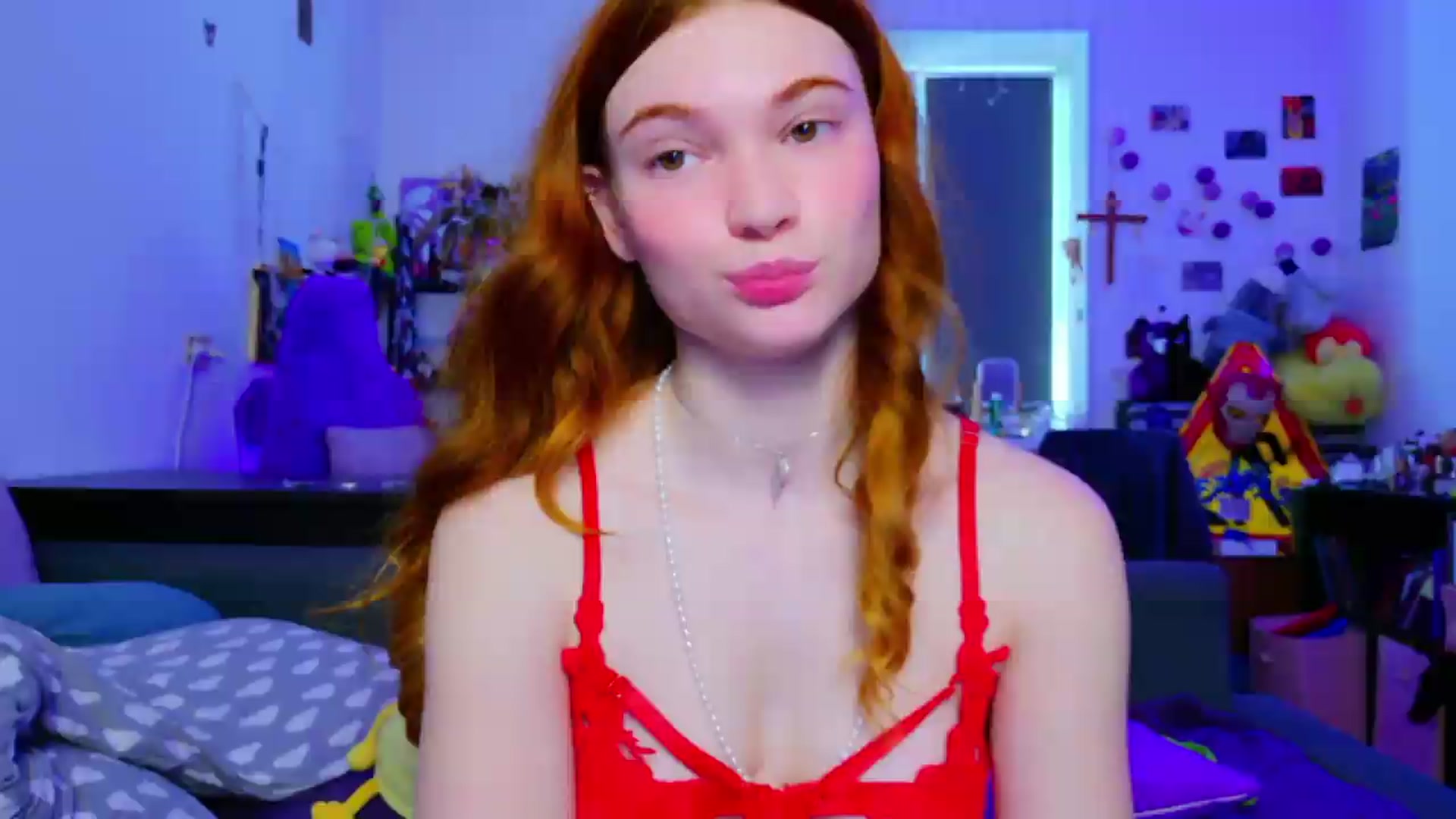 Gallery image thumbnail from Annaroxann's myfreecams stream on, 07/17/2026, 10:32 image 5 of 20