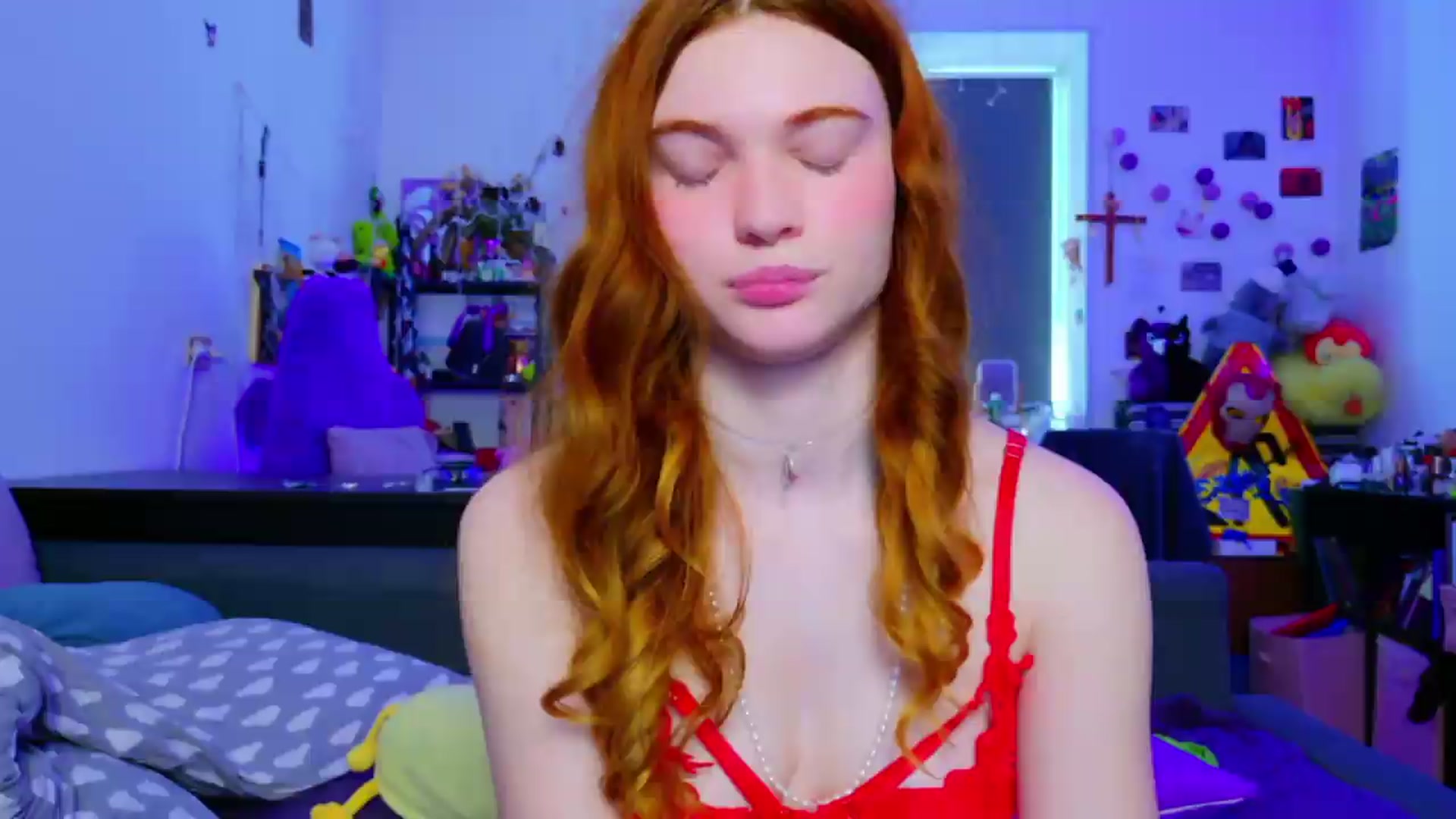 Gallery image thumbnail from Annaroxann's myfreecams stream on, 07/17/2026, 10:32 image 8 of 20