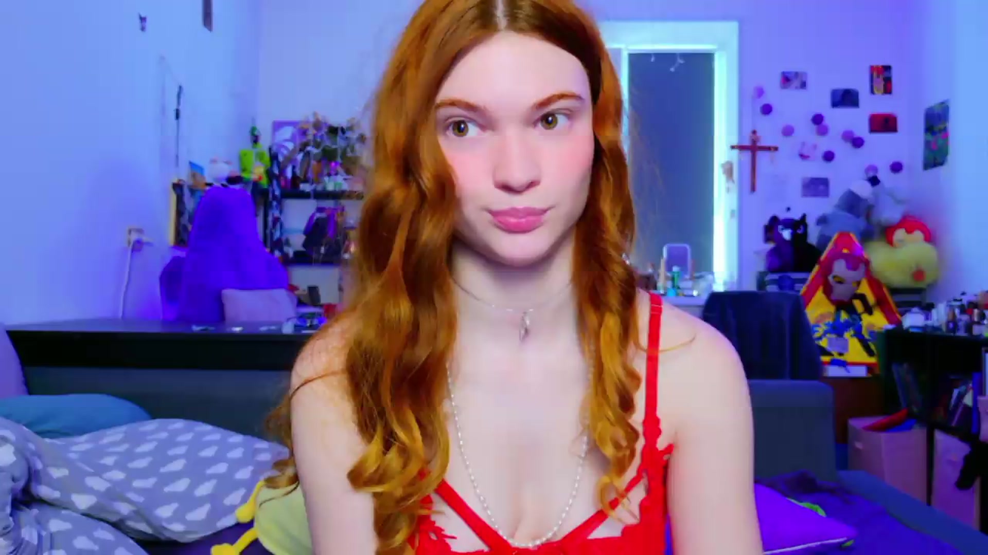 Gallery image thumbnail from Annaroxann's myfreecams stream on, 07/17/2026, 10:32 image 7 of 20
