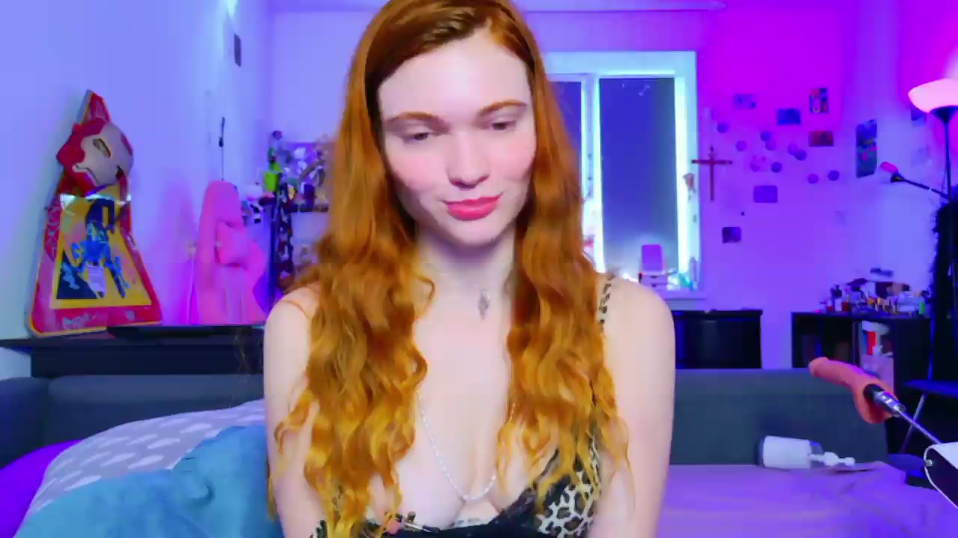 Gallery image thumbnail from Annaroxann's myfreecams stream on, 08/09/2026, 08:34 image 10 of 20