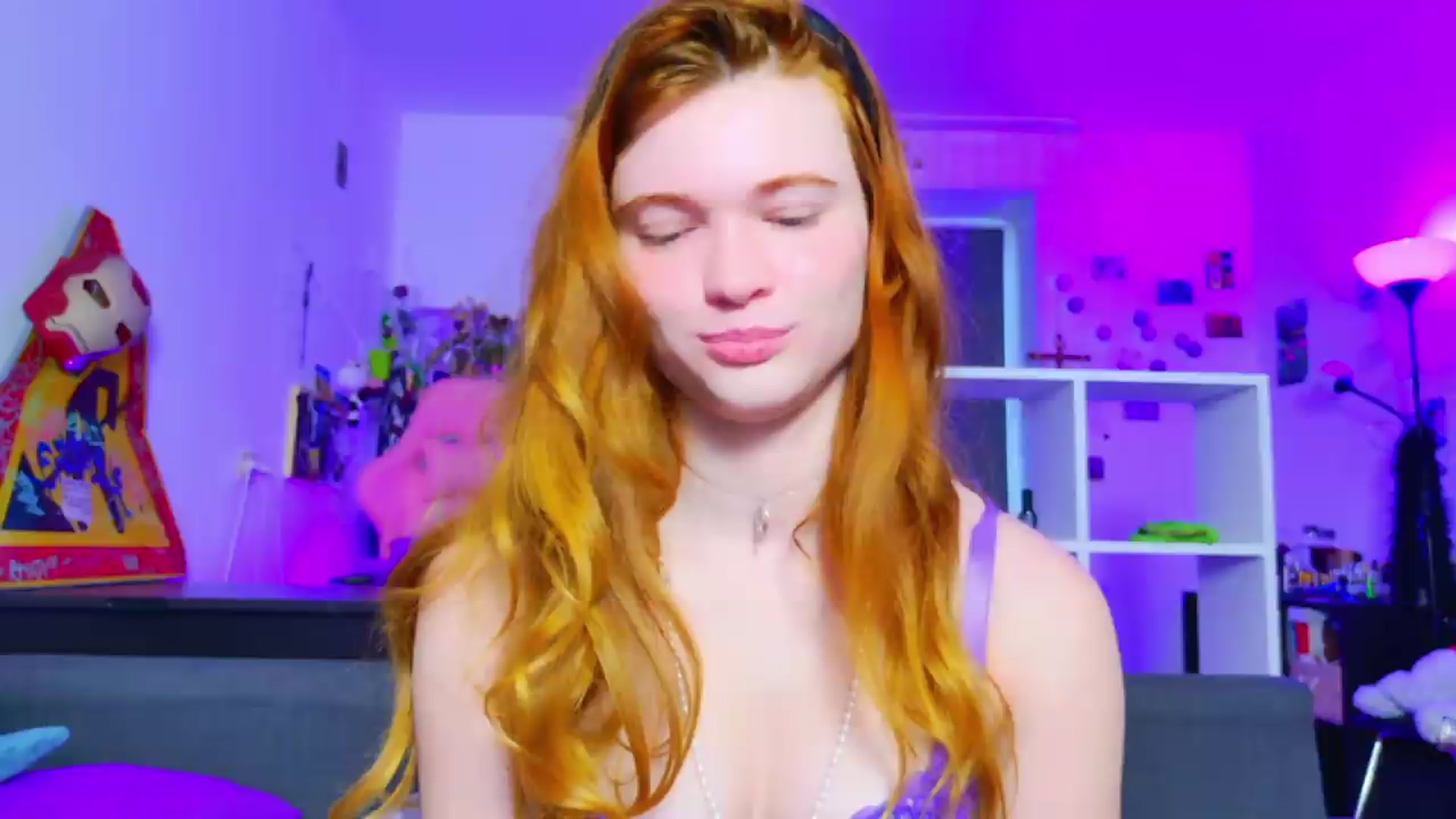 Gallery image thumbnail from Annaroxann's myfreecams stream on, 08/23/2026, 08:41 image 4 of 20