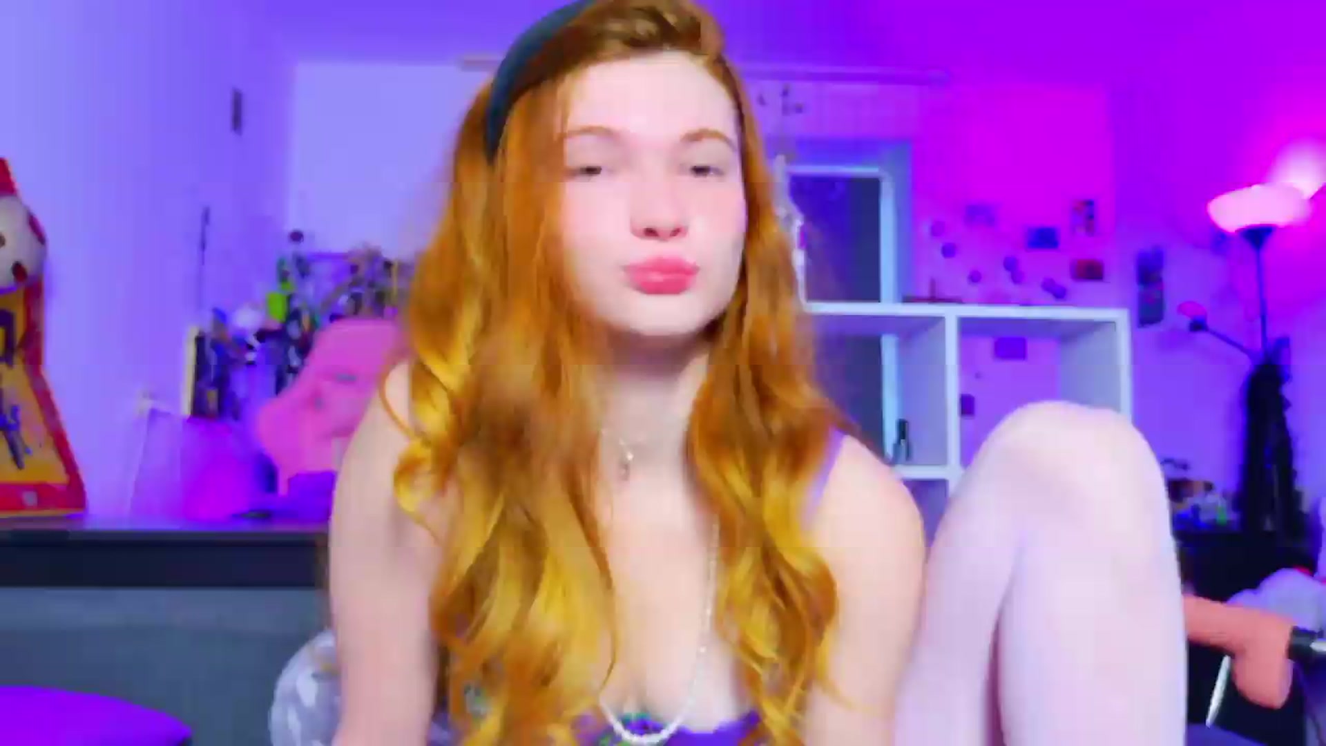 Gallery image thumbnail from Annaroxann's myfreecams stream on, 08/23/2026, 10:40 image 7 of 20