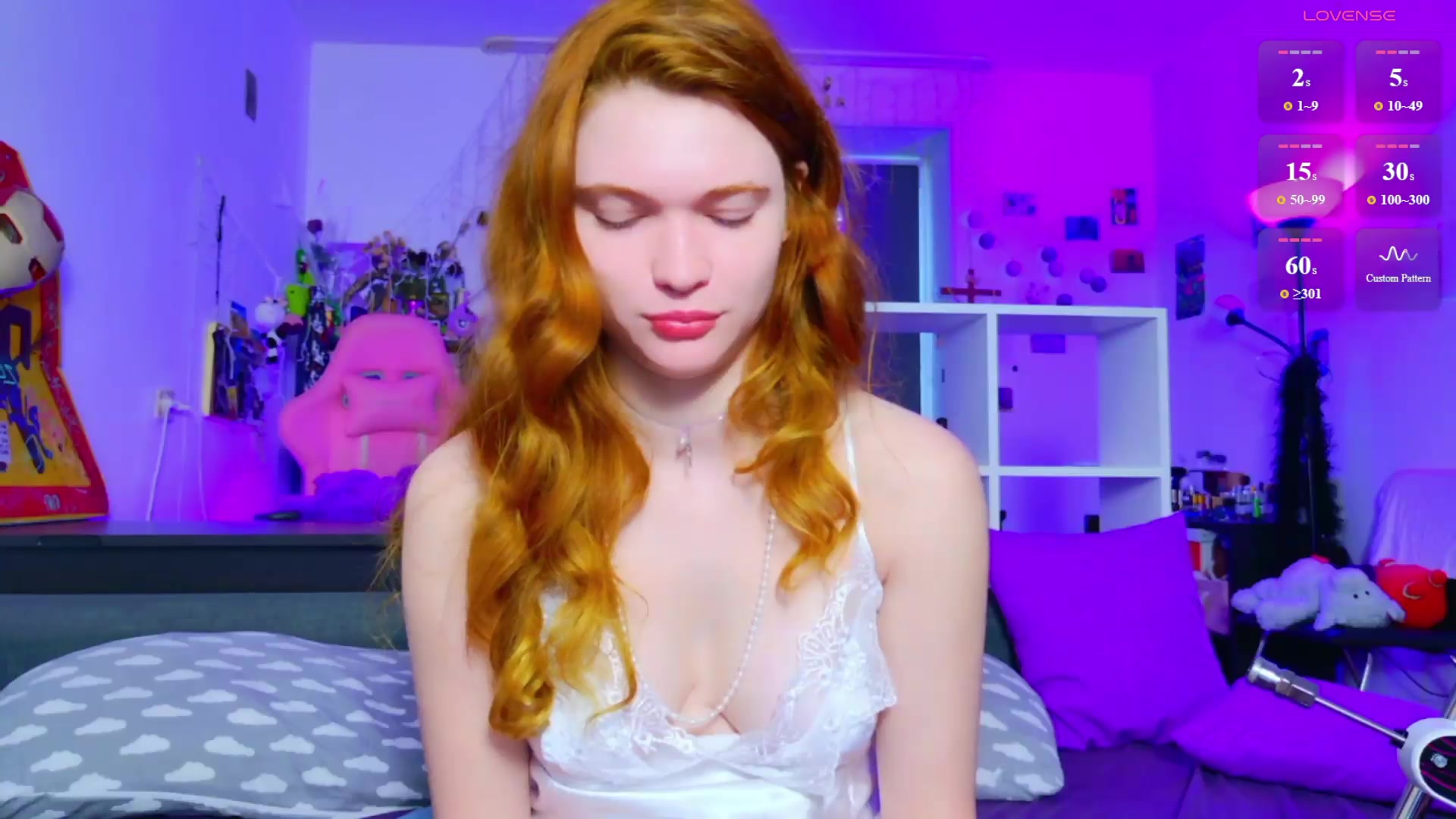 Gallery image thumbnail from Annaroxann's myfreecams stream on, 08/24/2026, 07:37 image 17 of 20