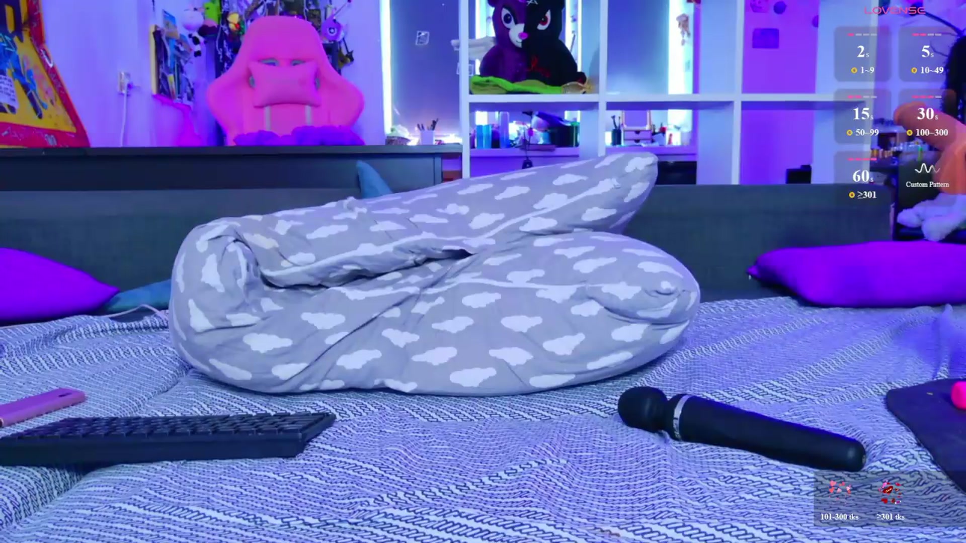 Gallery image thumbnail from Annaroxann's myfreecams stream on, 08/26/2026, 10:48 image 20 of 20