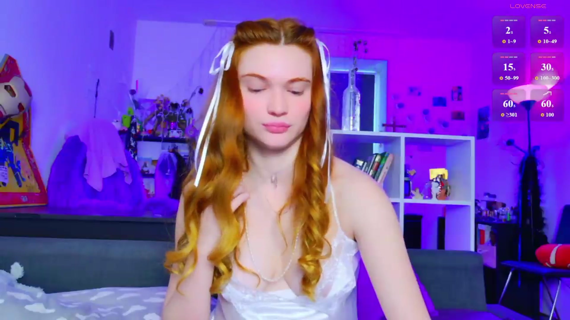 Gallery image thumbnail from Annaroxann's myfreecams stream on, 09/17/2026, 10:56 image 15 of 20