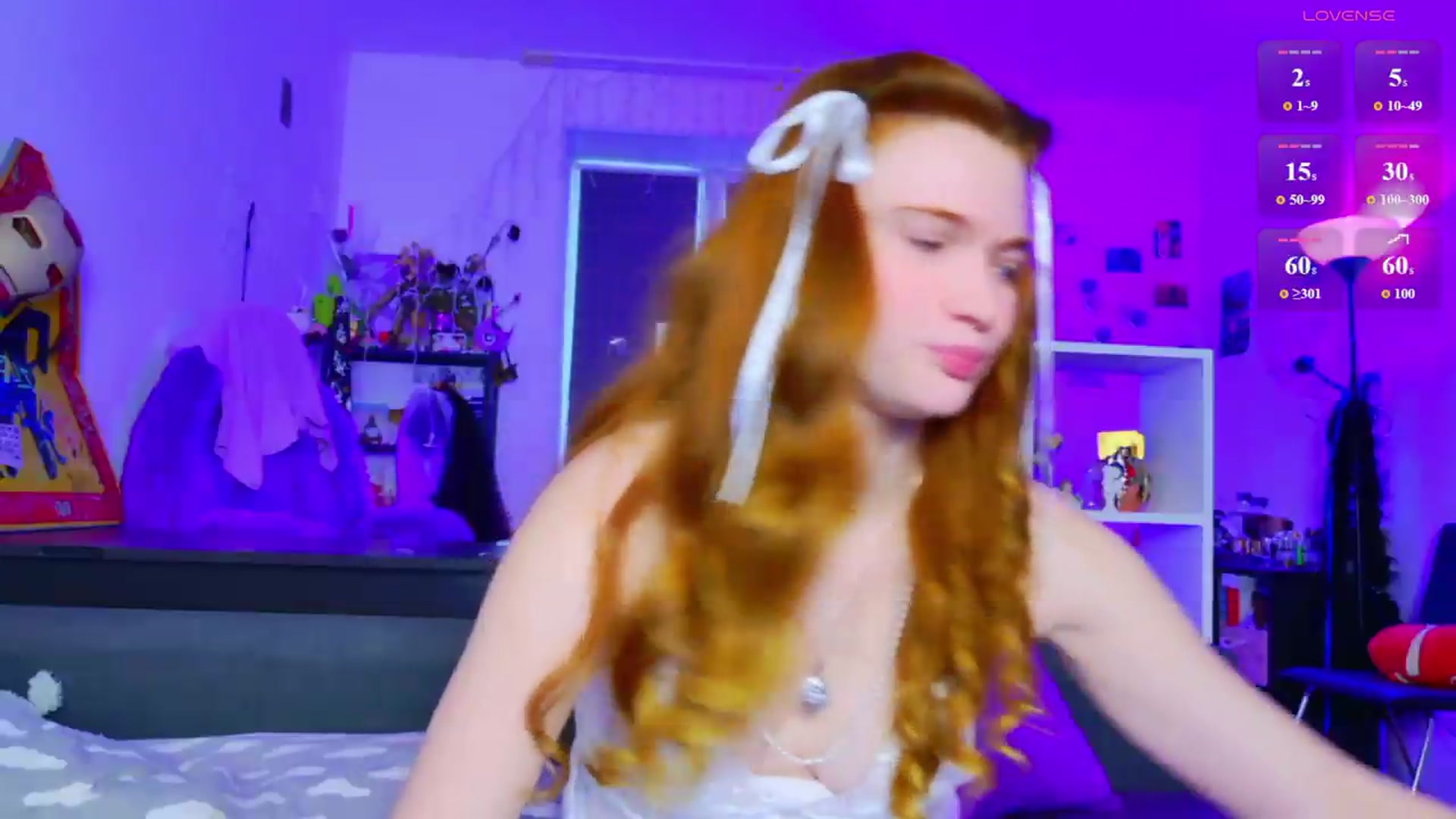 Gallery image thumbnail from Annaroxann's myfreecams stream on, 09/17/2026, 10:56 image 18 of 20