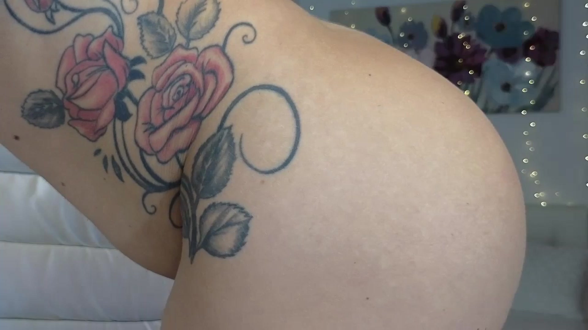 Gallery image thumbnail from AnnasBdayM's myfreecams stream on, 09/05/2023, 24:41 image 5 of 20