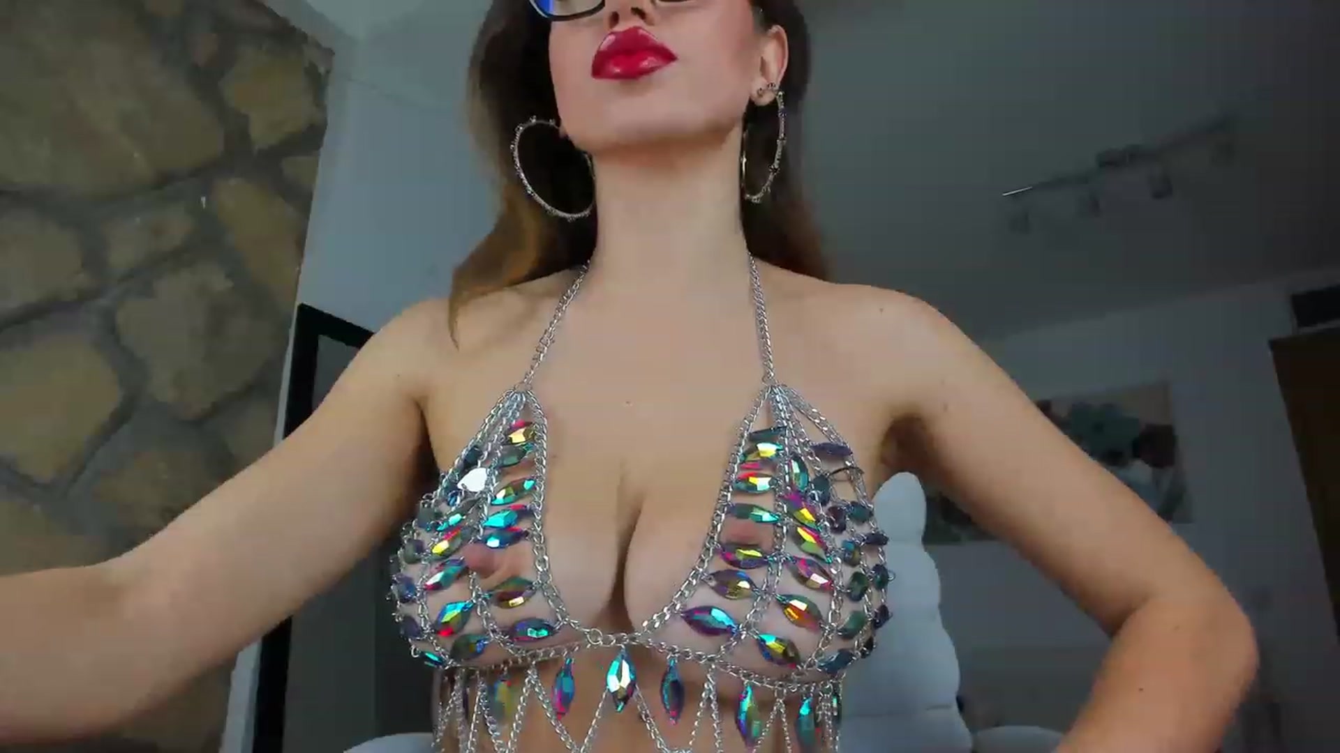 Gallery image thumbnail from AnnasCloset's myfreecams stream on, 11/26/2022, 23:28 image 16 of 20