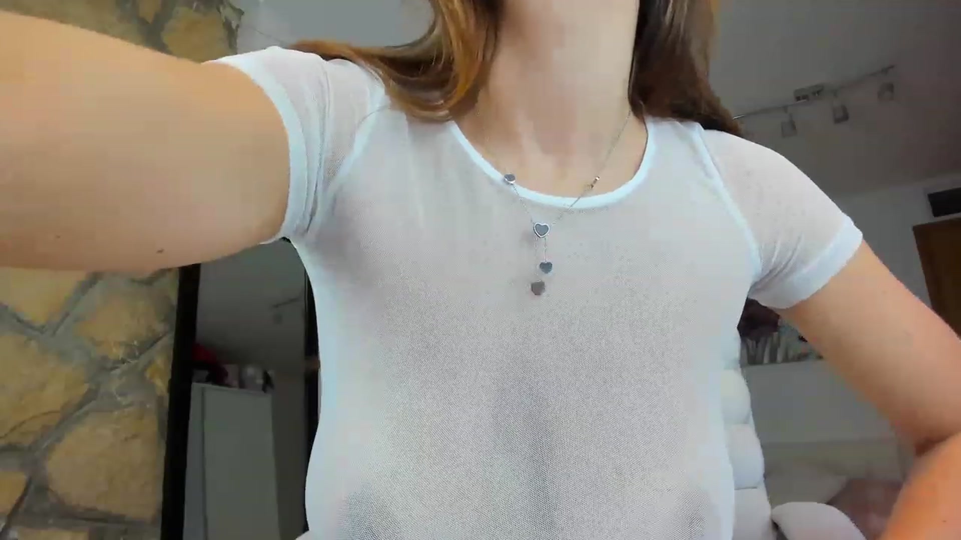 Gallery image thumbnail from AnnasCloset's myfreecams stream on, 12/01/2022, 22:46 image 11 of 20