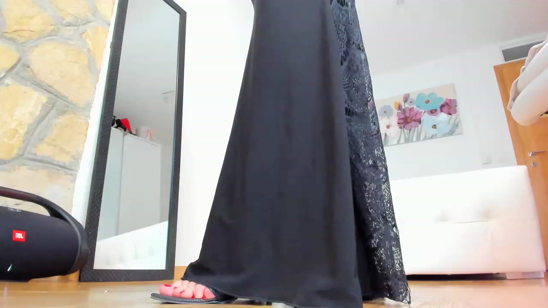 Gallery image thumbnail from AnnasCloset's myfreecams stream on, 12/29/2022, 05:30 image 6 of 20