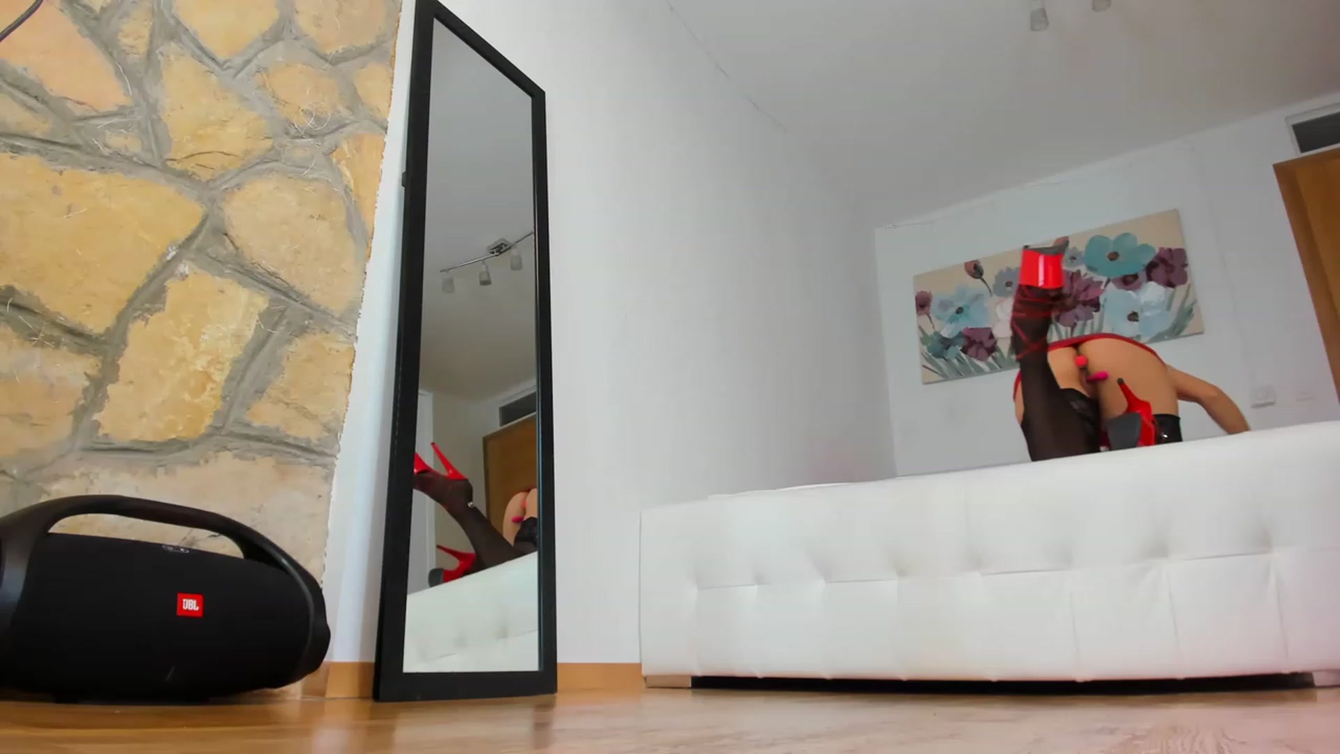Gallery image thumbnail from AnnasCloset's myfreecams stream on, 01/14/2023, 04:09 image 14 of 20