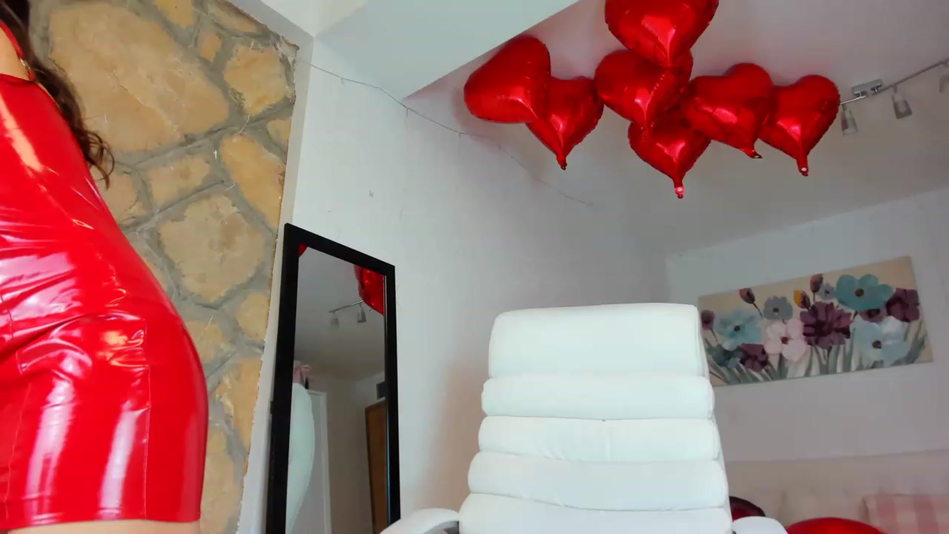 Gallery image thumbnail from AnnasCloset's myfreecams stream on, 02/02/2023, 02:42 image 18 of 20
