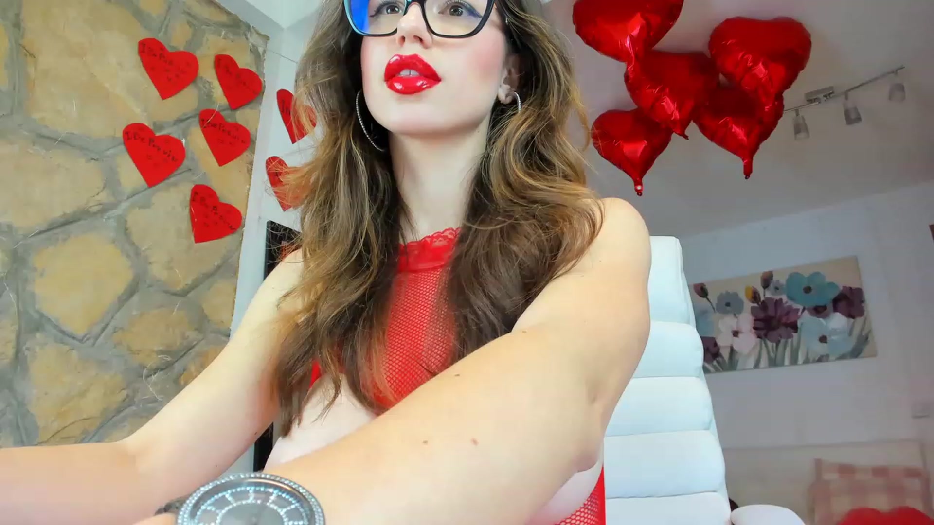 Gallery image thumbnail from AnnasCloset's myfreecams stream on, 02/15/2023, 01:13 image 5 of 20