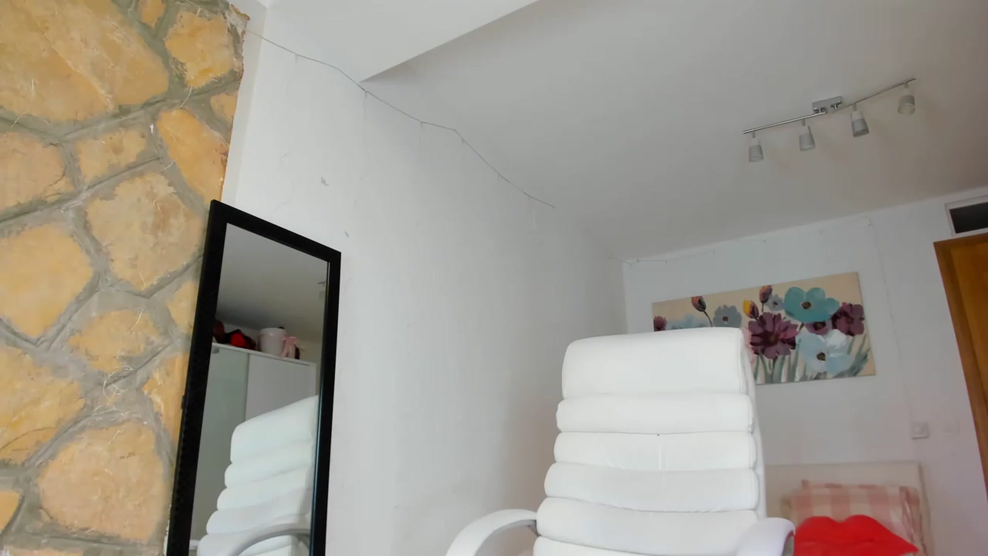 Gallery image thumbnail from AnnasCloset's myfreecams stream on, 03/02/2023, 03:58 image 12 of 20