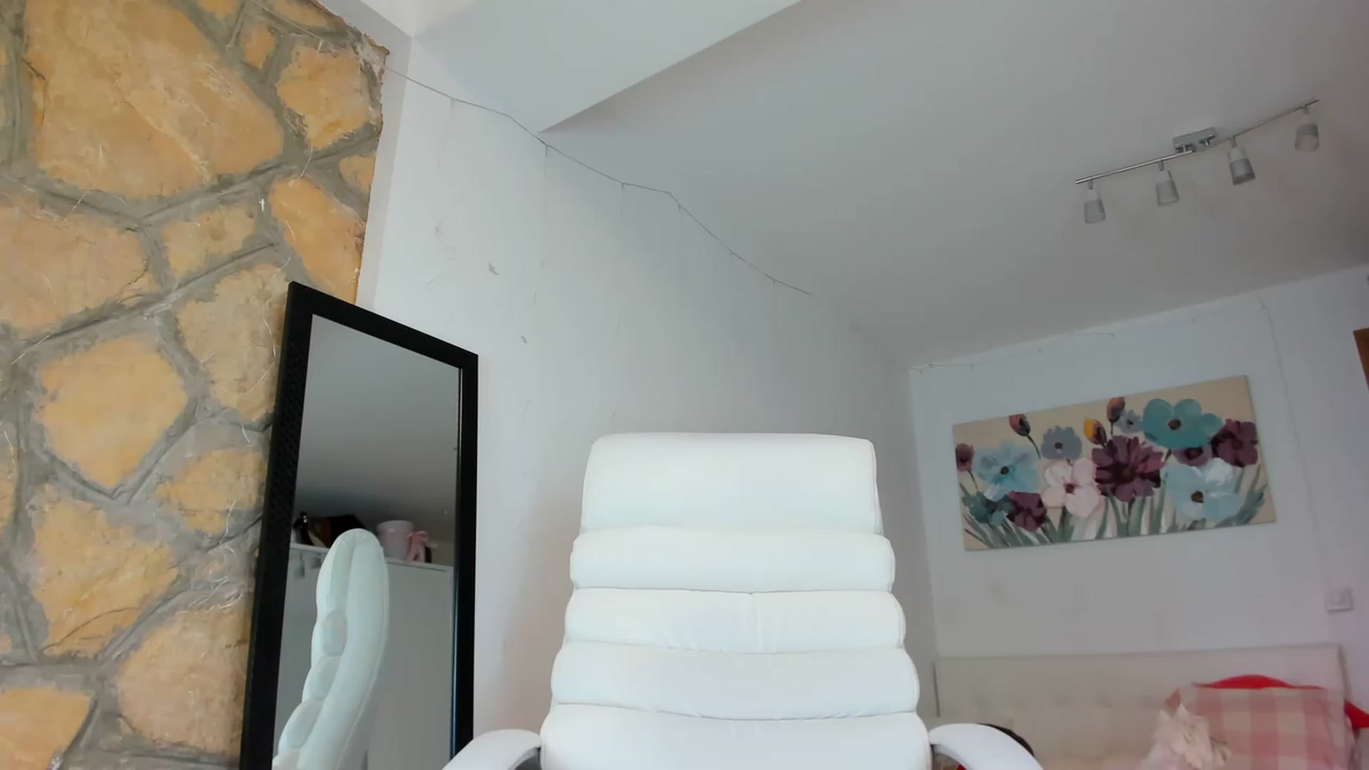 Gallery image thumbnail from AnnasCloset's myfreecams stream on, 03/26/2023, 23:12 image 11 of 20