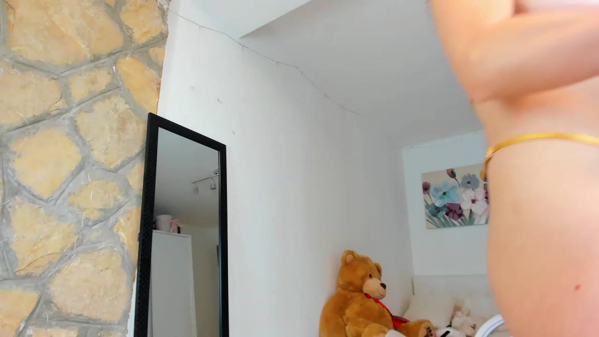 Gallery image thumbnail from AnnasCloset's myfreecams stream on, 06/02/2023, 02:05 image 12 of 20