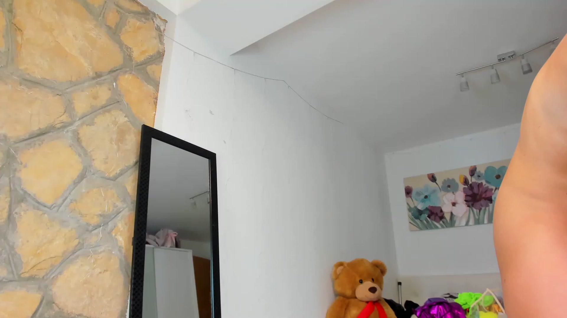 Gallery image thumbnail from AnnasCloset's myfreecams stream on, 06/28/2023, 01:57 image 8 of 20
