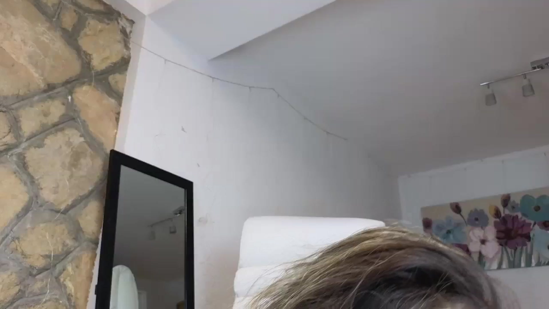 Gallery image thumbnail from AnnasCloset's myfreecams stream on, 08/15/2023, 01:50 image 4 of 20