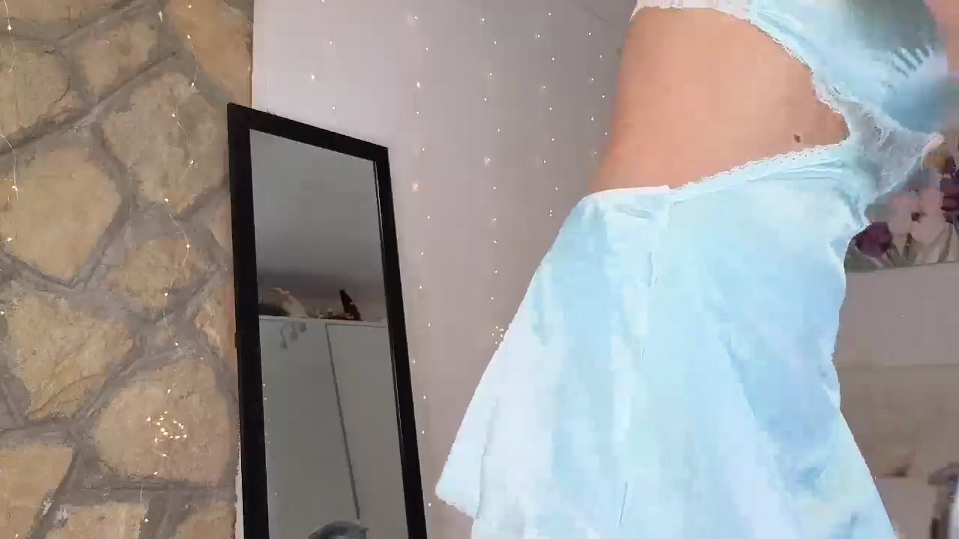 Gallery image thumbnail from AnnasCloset's myfreecams stream on, 09/09/2025, 23:38 image 4 of 20