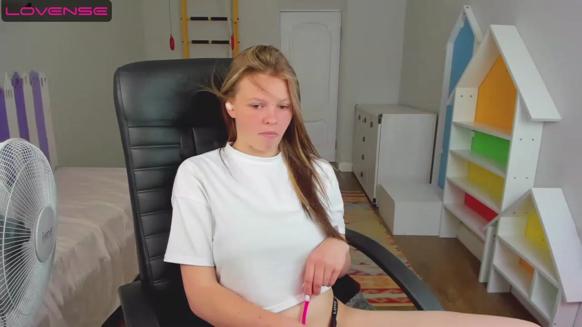 Gallery image thumbnail from Annasteel's myfreecams stream on, 06/19/2023, 08:42 image 20 of 20