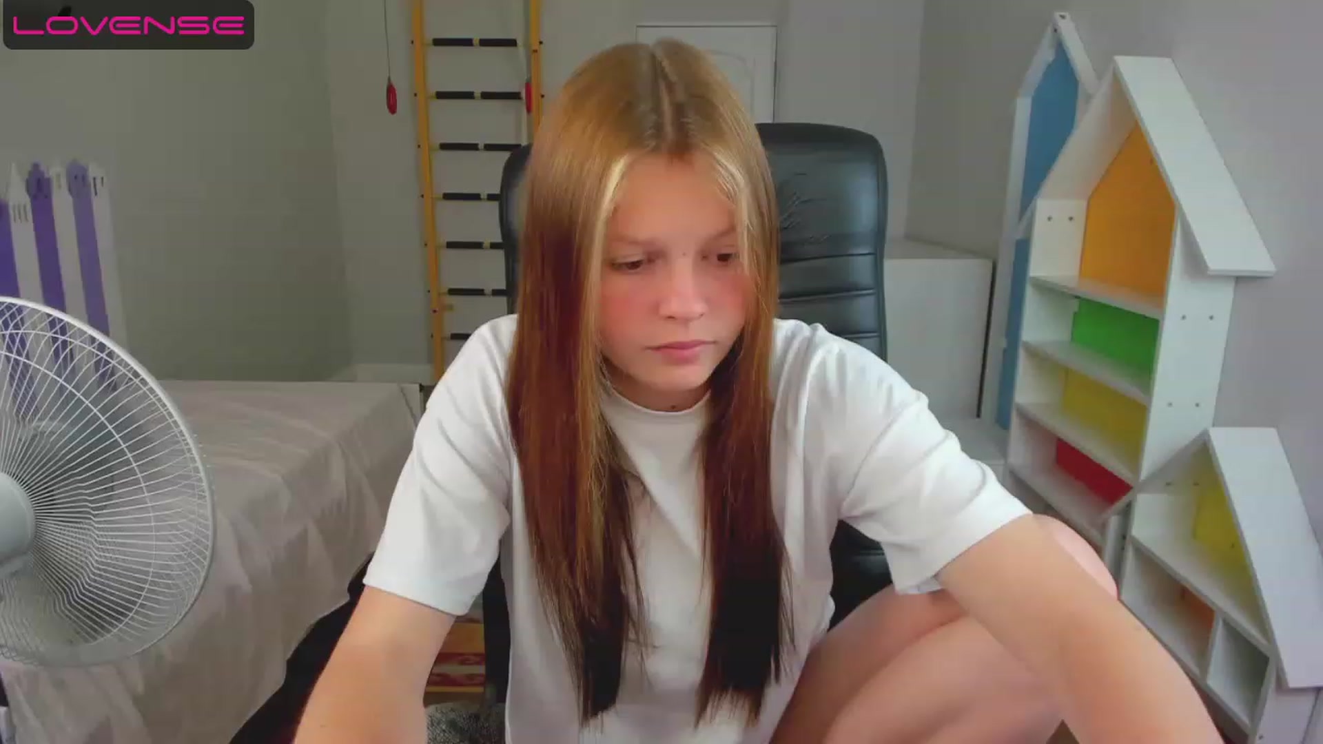 Gallery image thumbnail from Annasteel's myfreecams stream on, 06/19/2023, 08:42 image 14 of 20